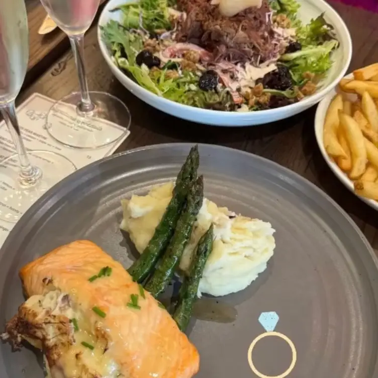 Photo credit: opentable