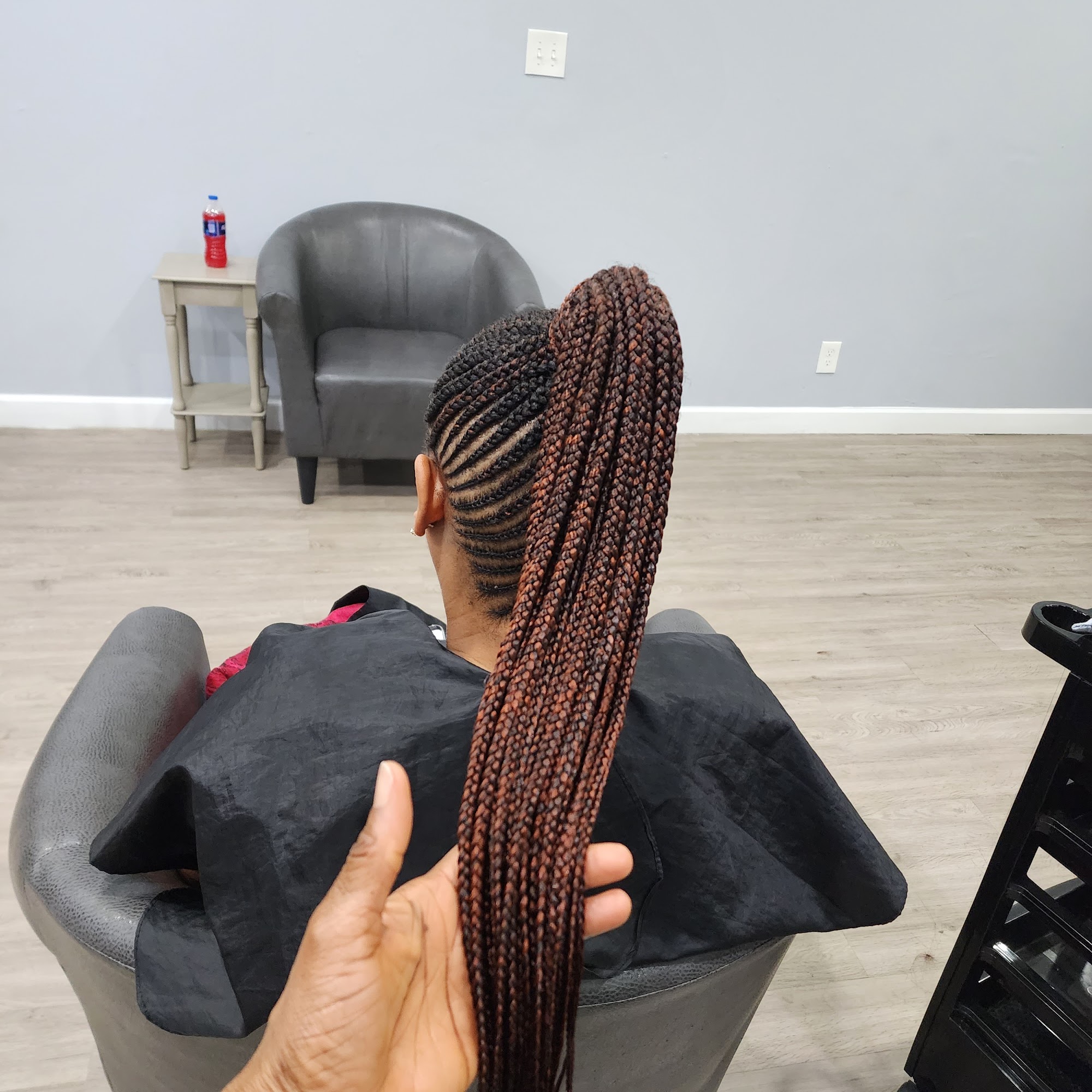 Dee African braiding salon
