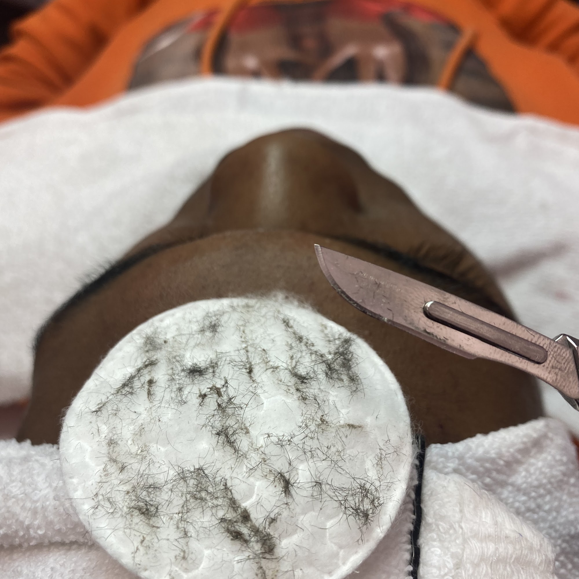 GLOW BY NARDIA Luxury Spa 1450 SOM Ctr Rd, Mayfield Heights Ohio 44124