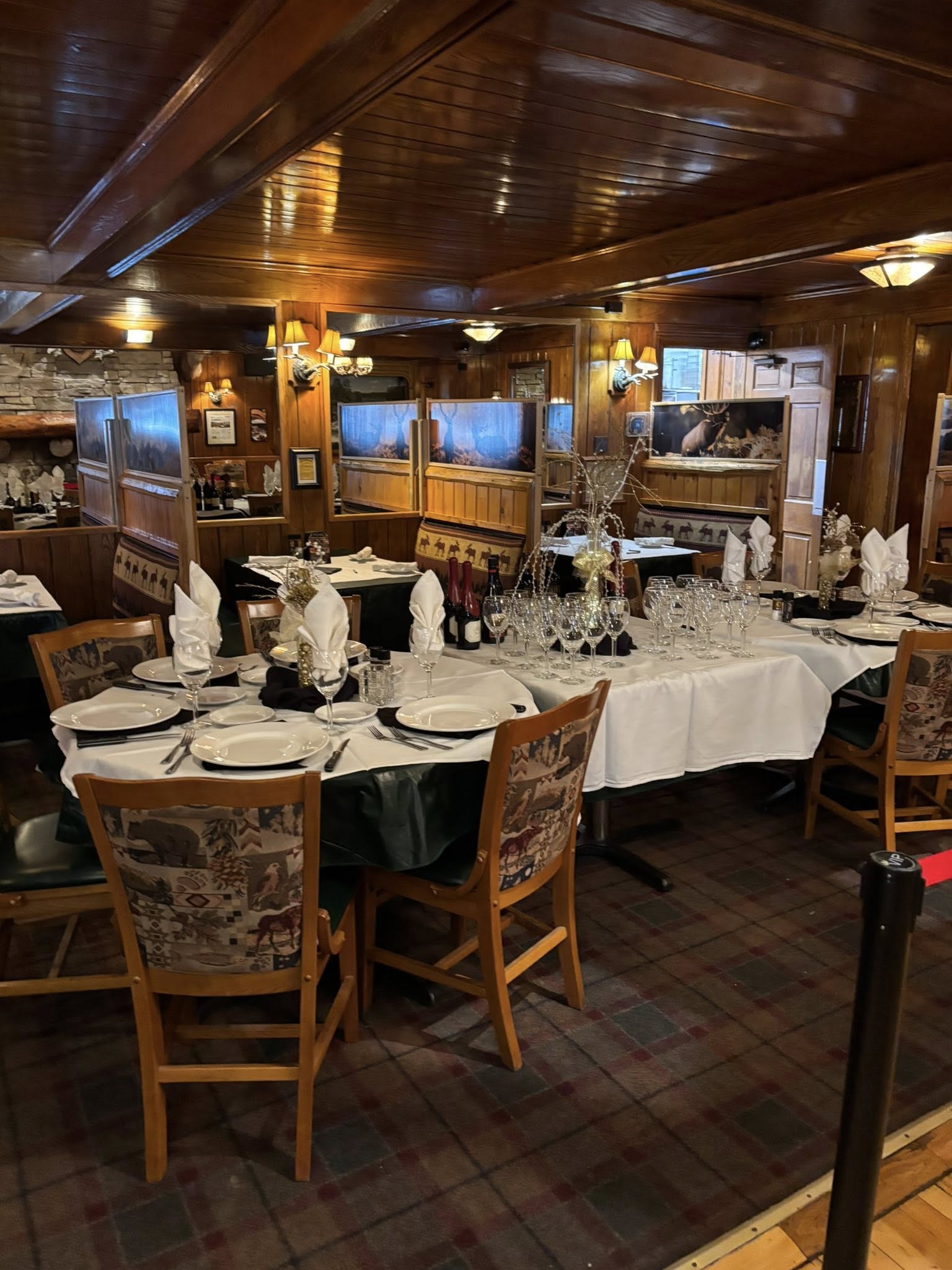 Timber Lodge Medina