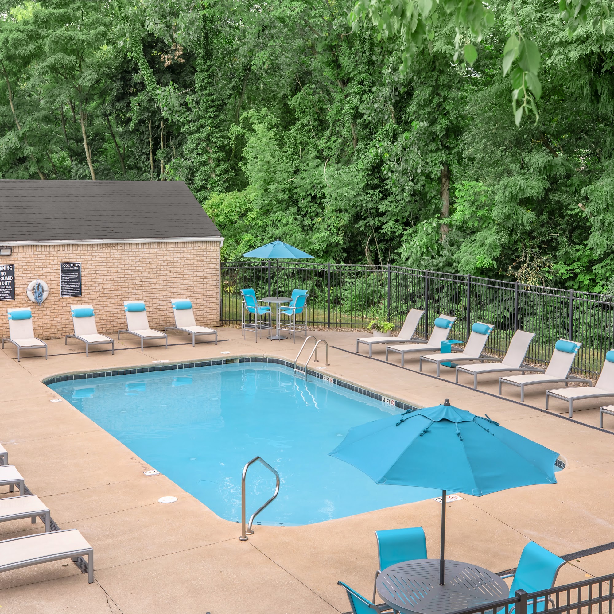 Mallard's Crossing Apartments