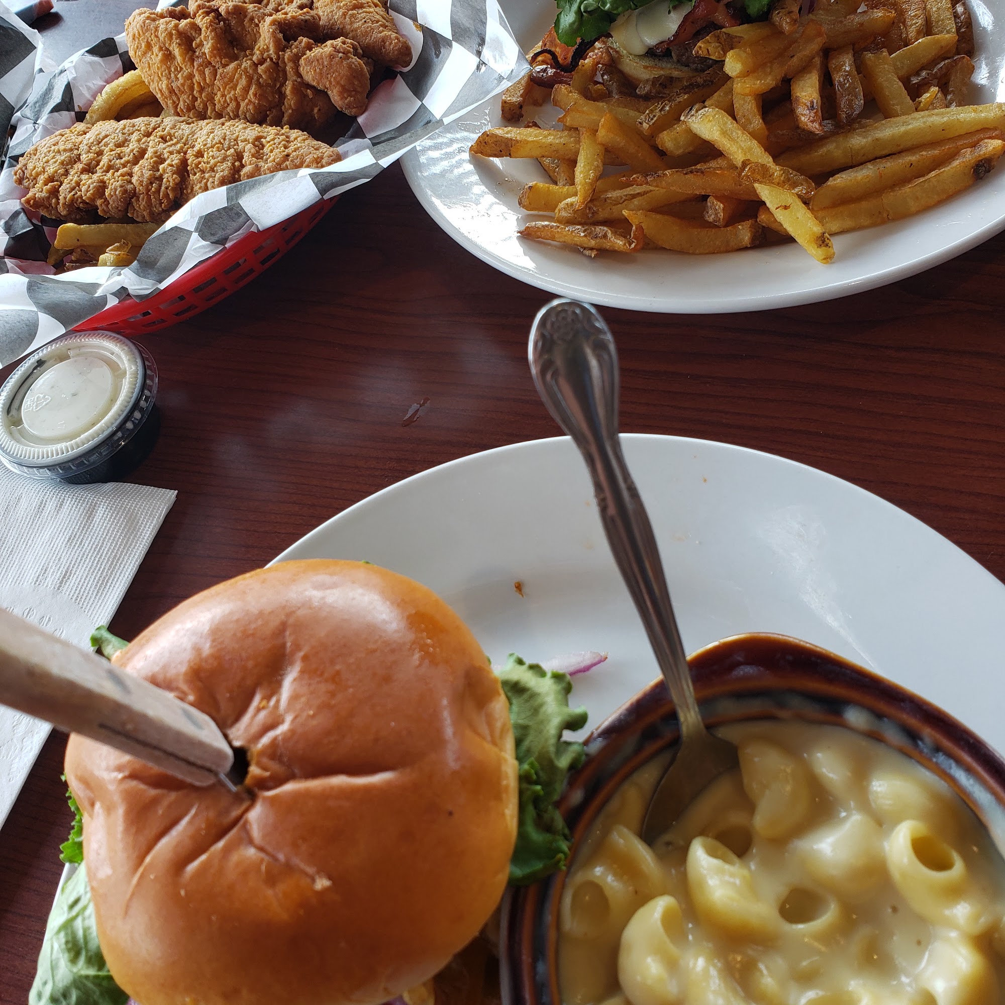Happy Moose Bar and Grill Mentor
