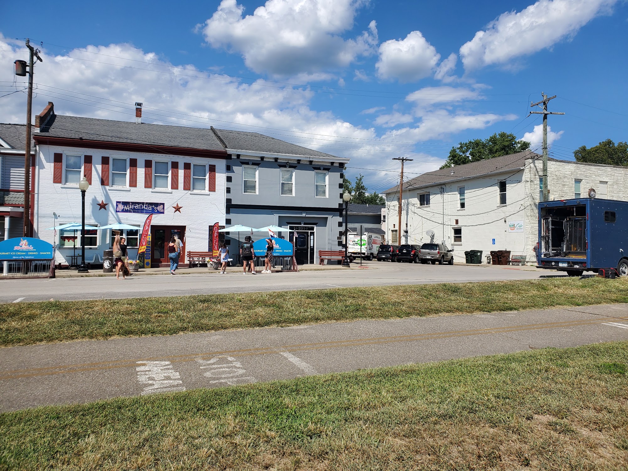 Miranda's Ice Cream Shop of Morrow Morrow