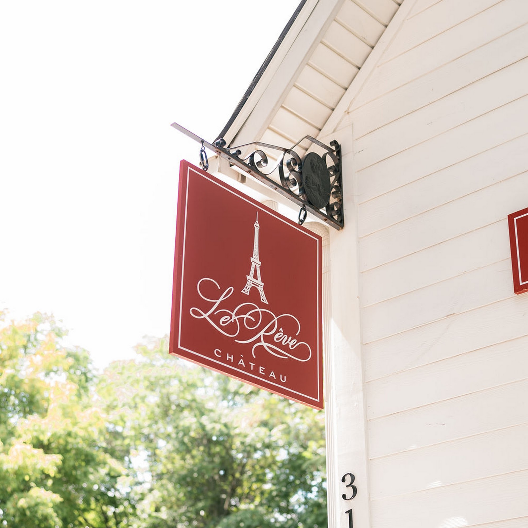 Le Rêve Château Salon & Spa 31 N High St, New Albany Ohio 43054