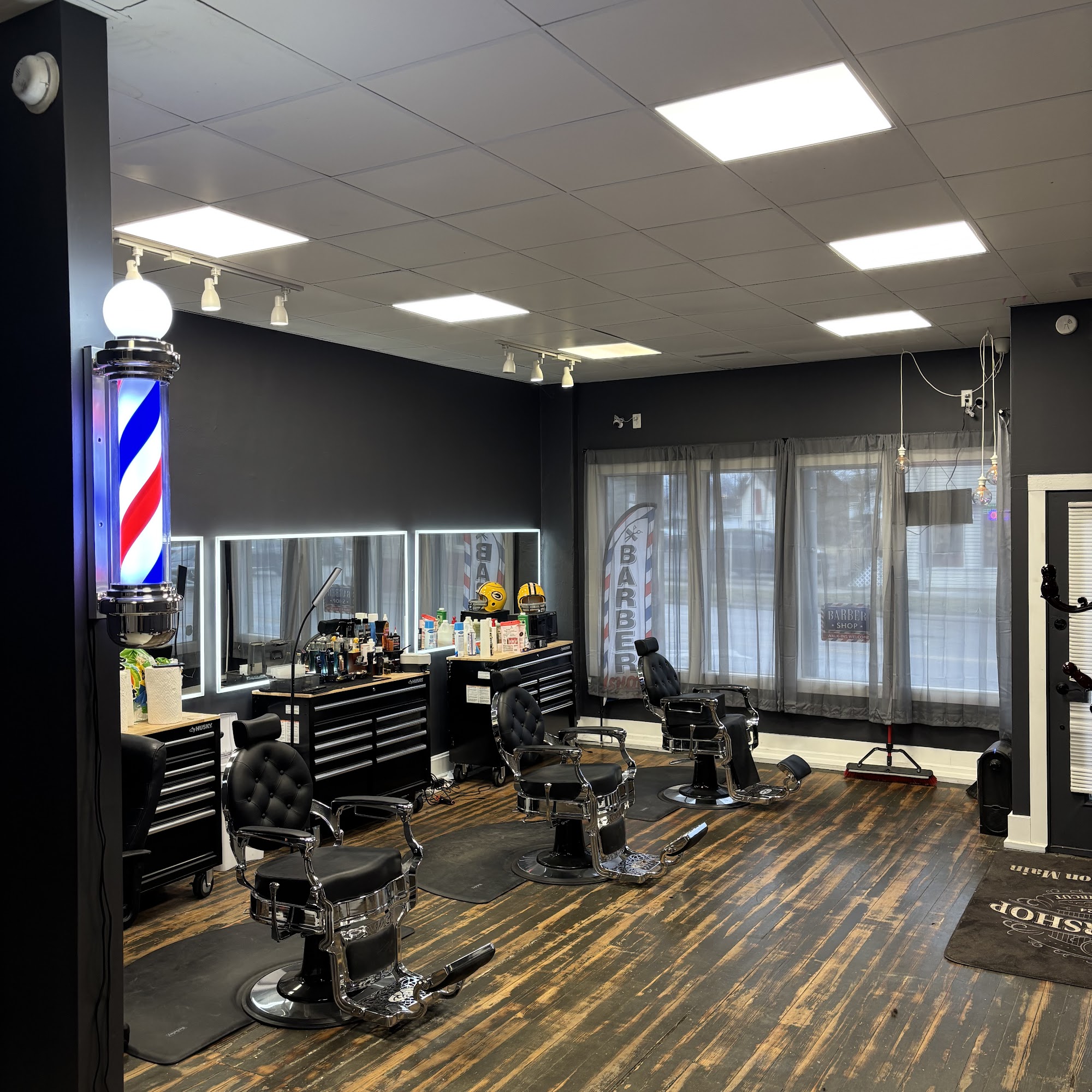 The Shoppe on Main 401 W Main St, Newark Ohio 43055