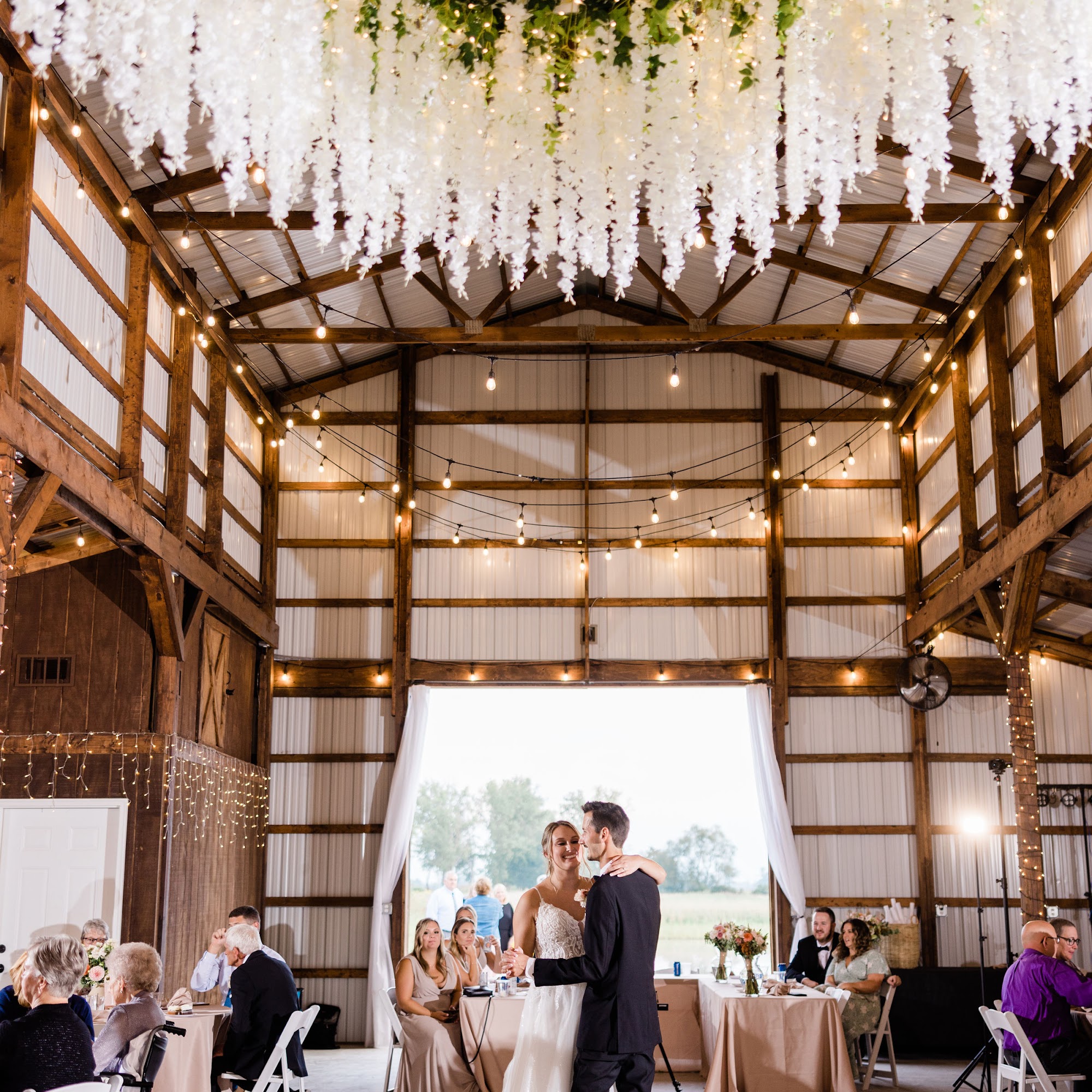 The Hitching Post Port Clinton