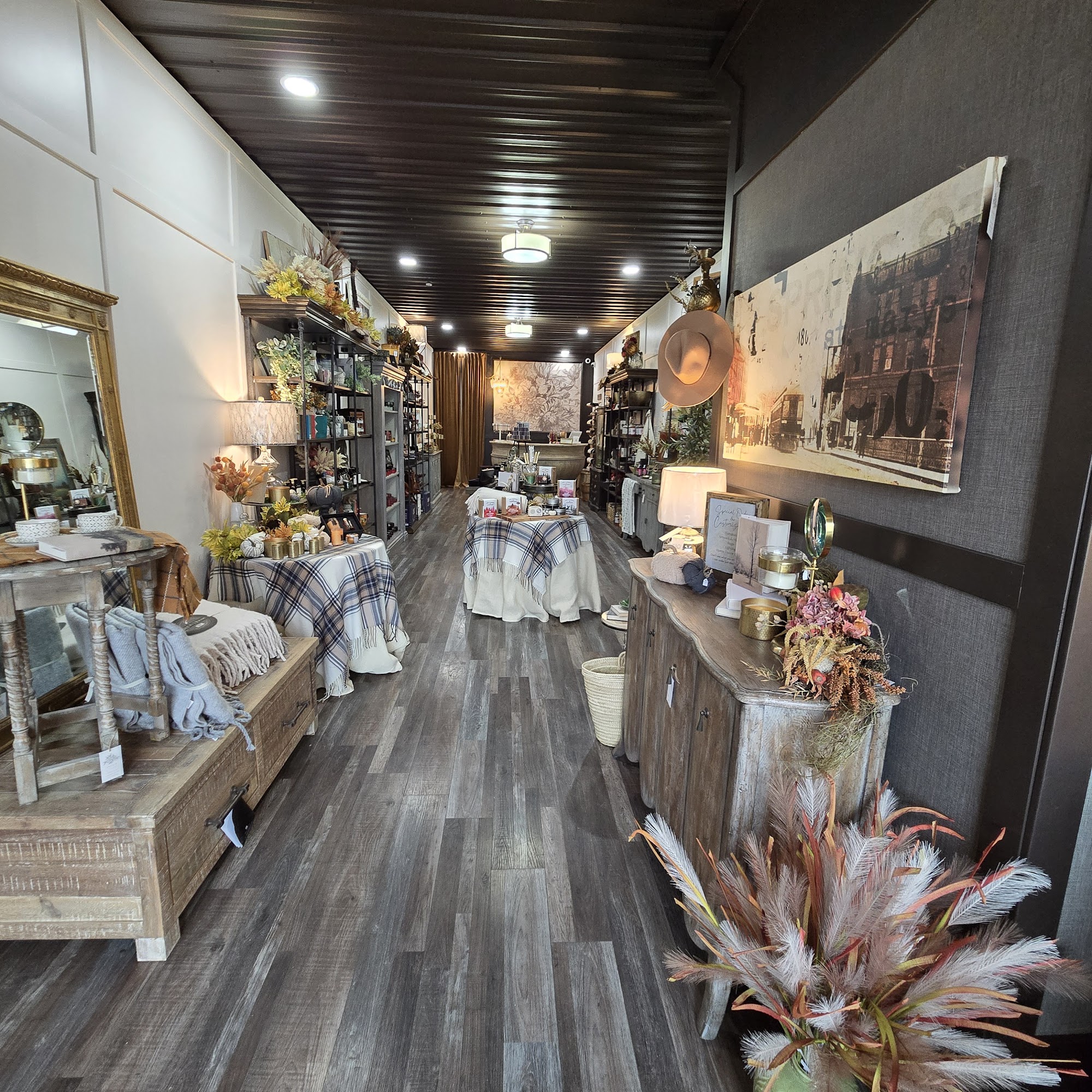 Lucy's Home Decor and Gifts Saint Marys