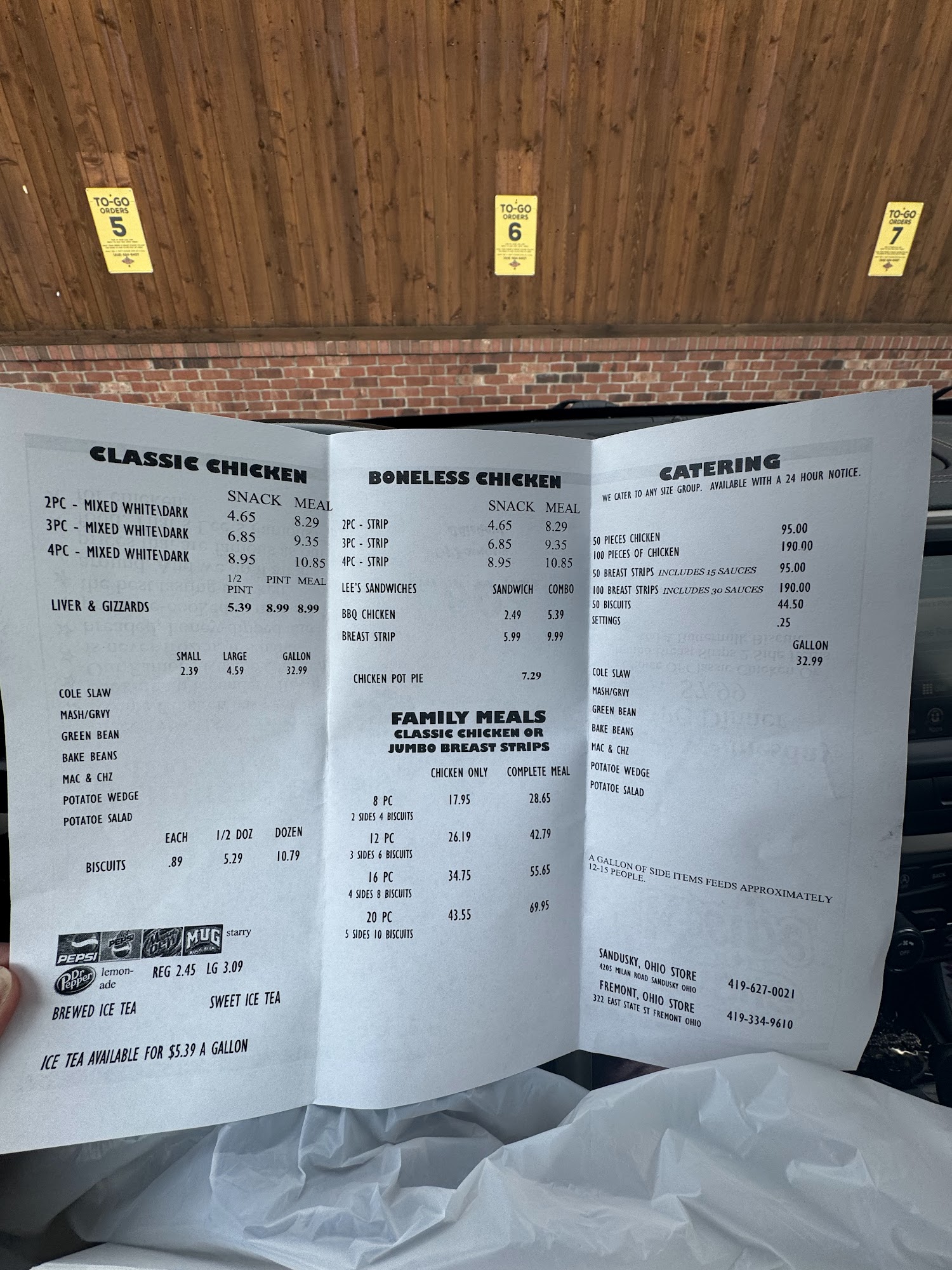 Lee's Famous Recipe Chicken Menu