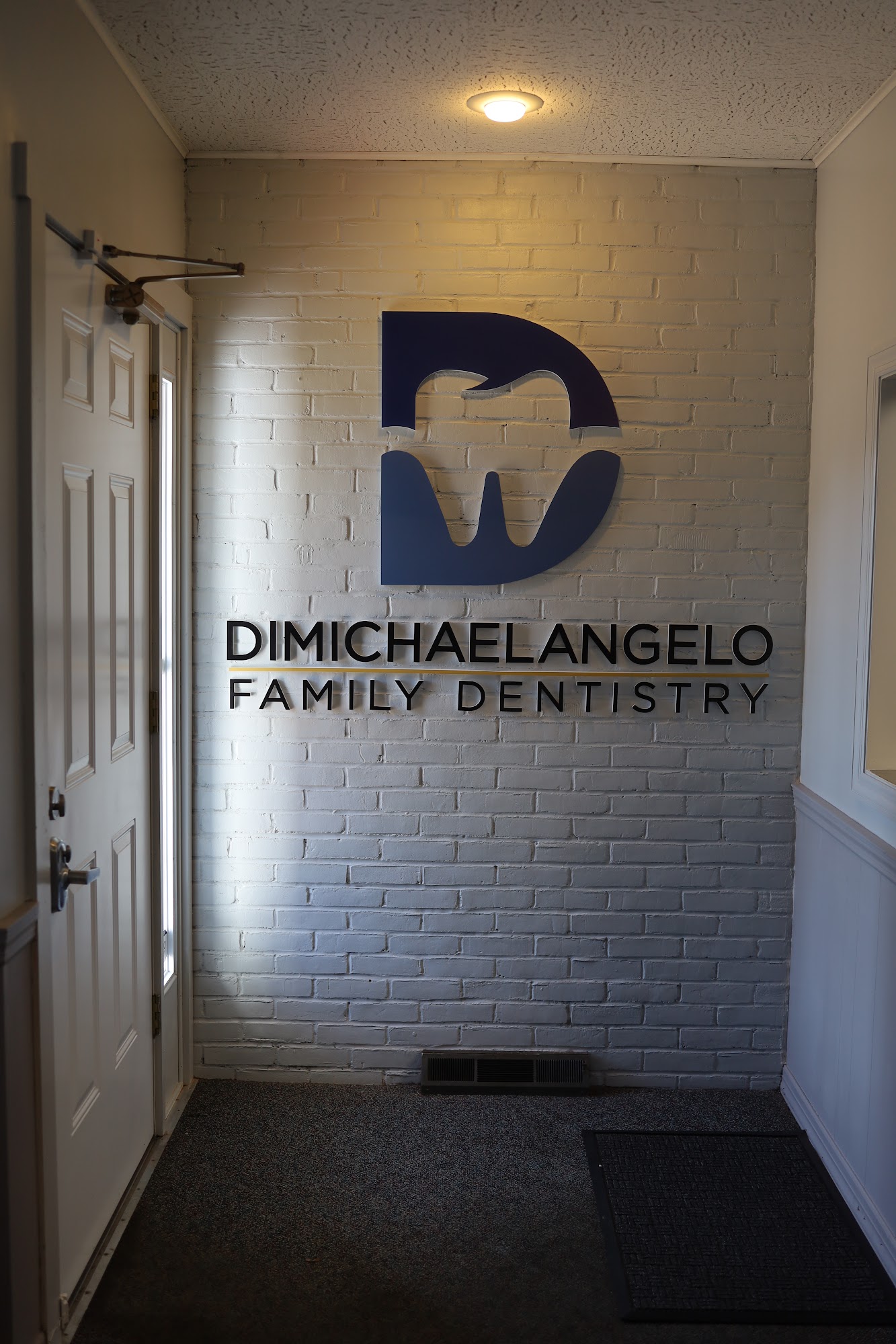 DiMichaelangelo Family Dentistry - Springfield