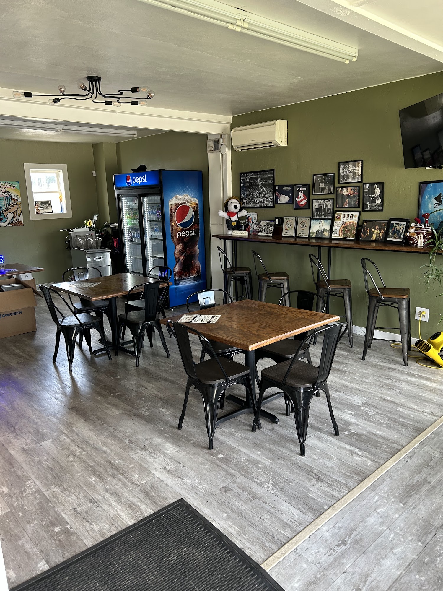 Def Louie's Sandwich Shop Steubenville