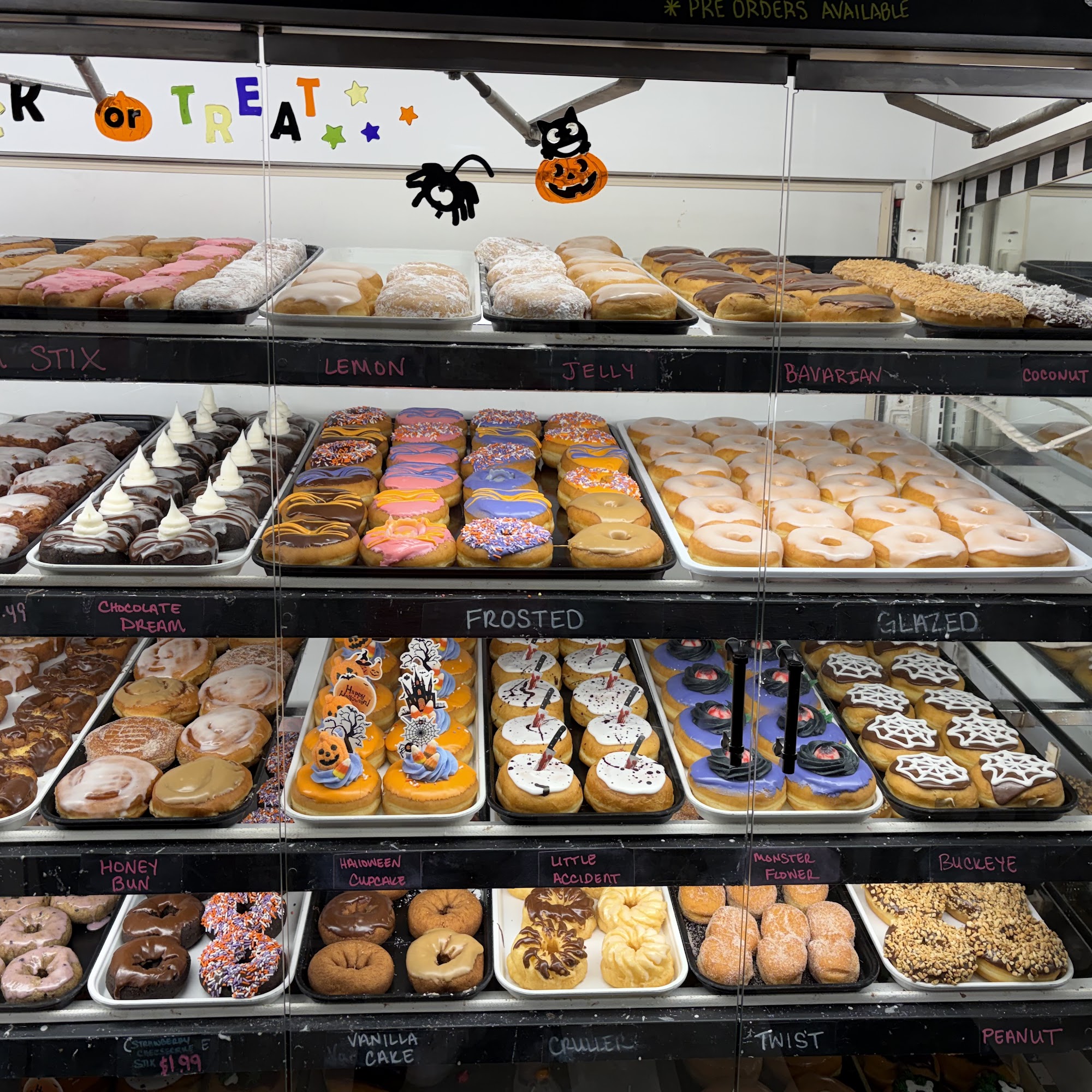 Stownut Donut & Diner Stow