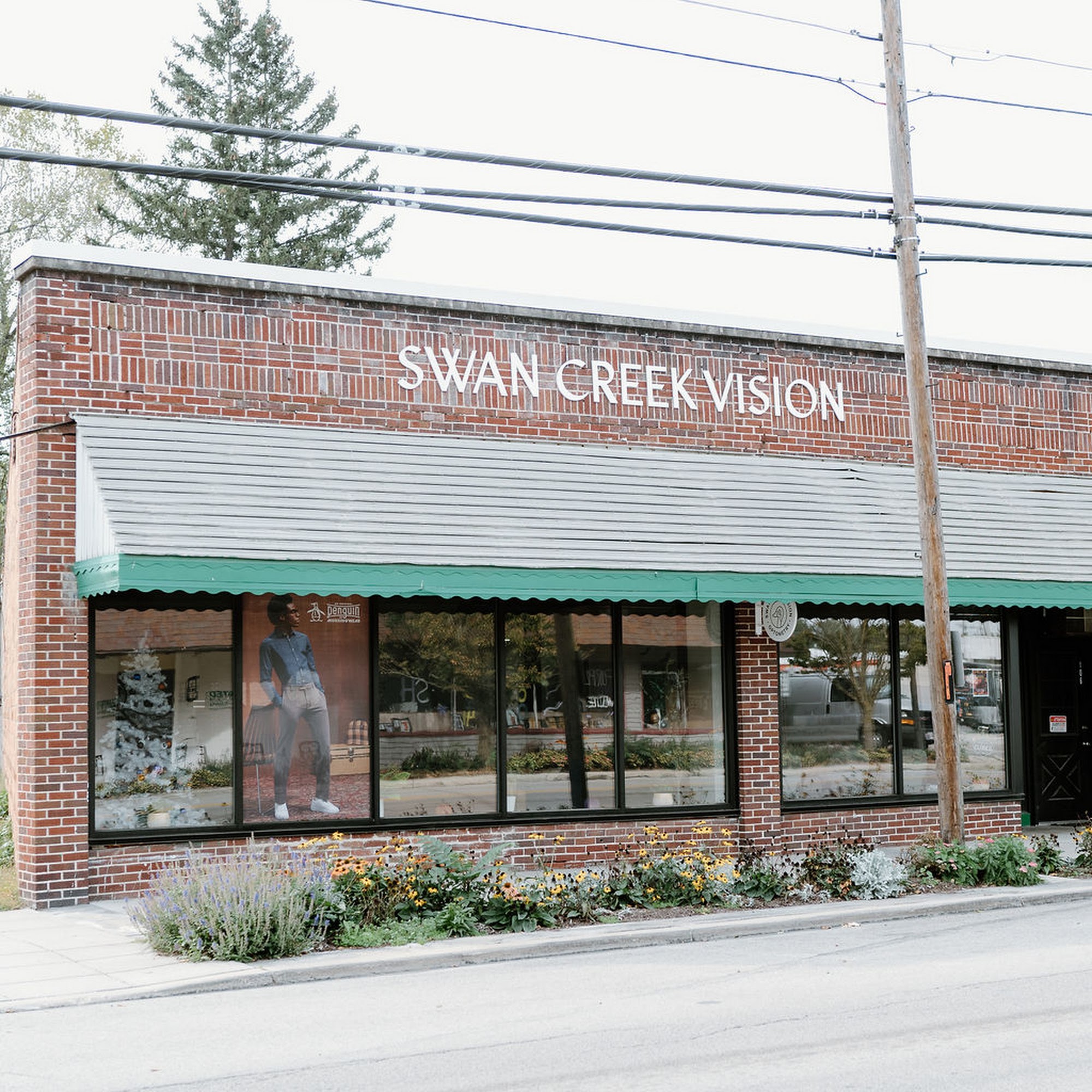 Swan Creek Vision 108 S Main St, Swanton Ohio 43558