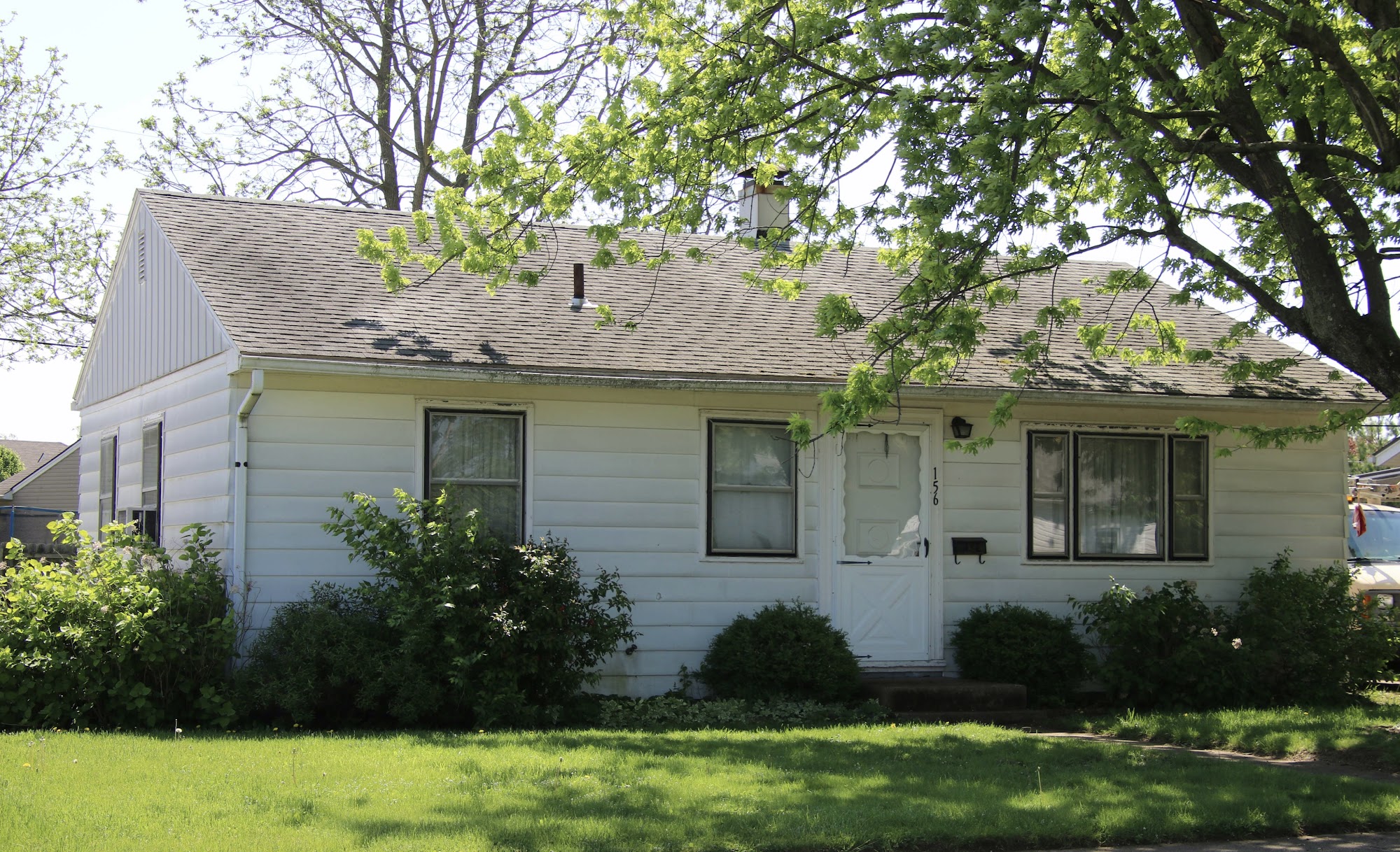 Simple Home Buyer - We Buy Houses Dayton 4060 Gibson Dr #1, Tipp City Ohio 45371