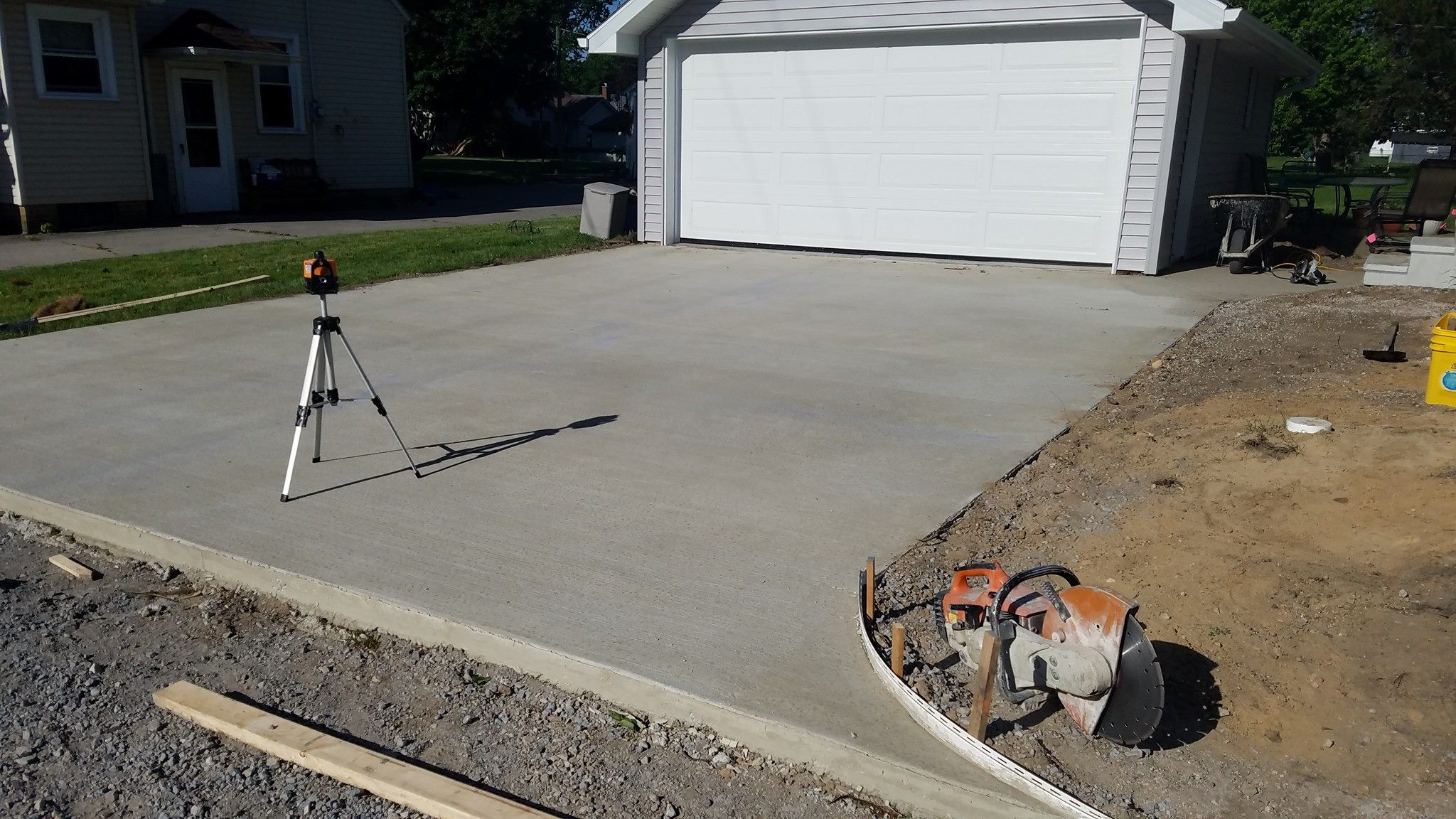 Bailey's Construction Roofing Contractor