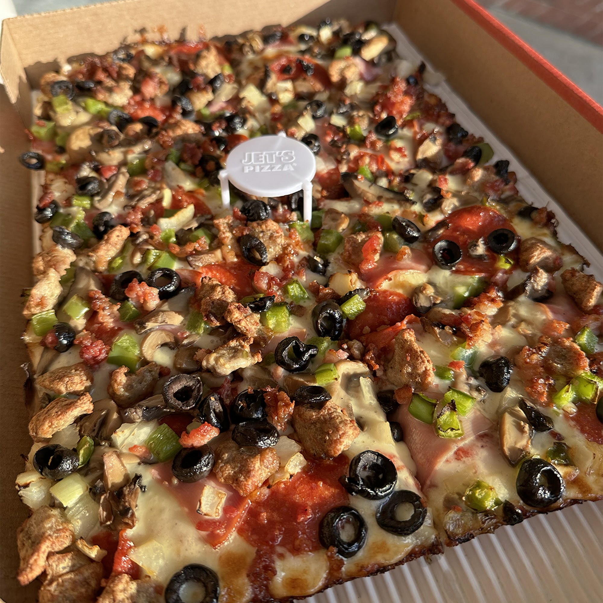 Jet's Pizza