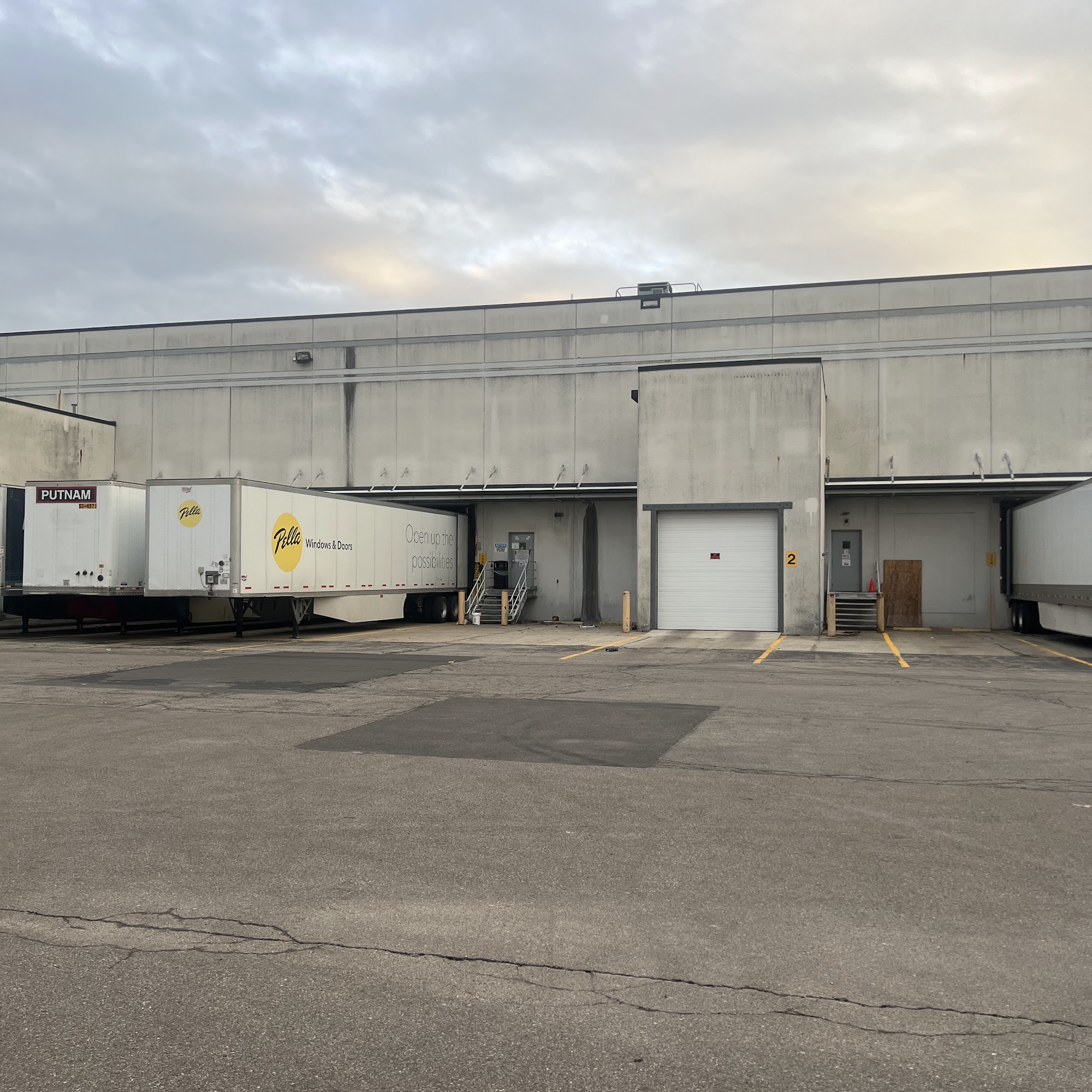 Pella Window and Door Manufactoring Troy