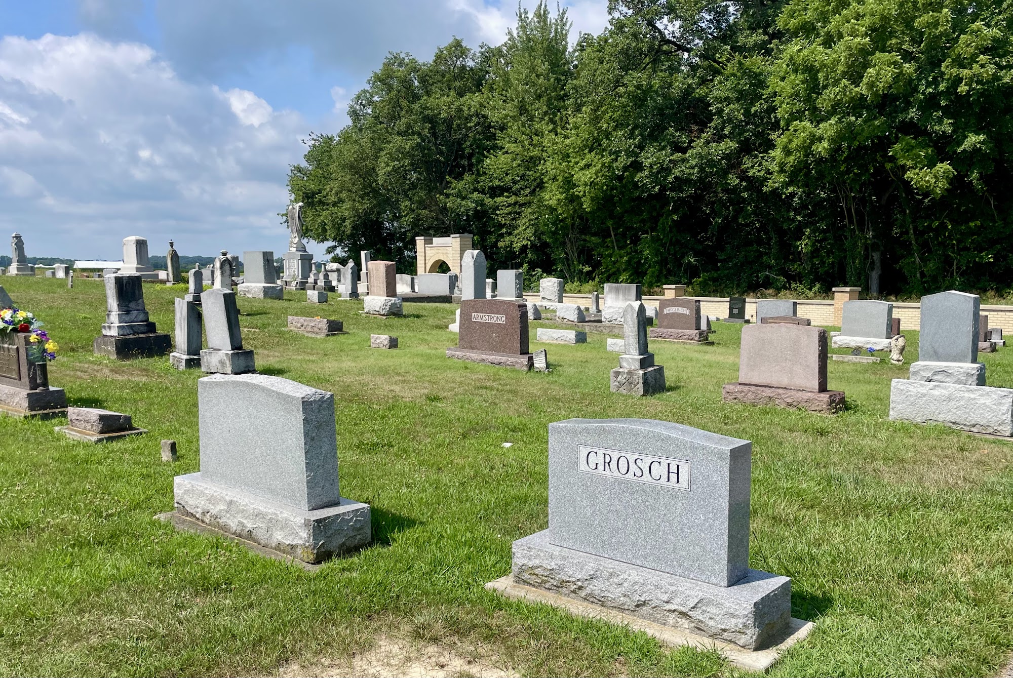 Annie Oakley and Frank Butlers Grave Versailles