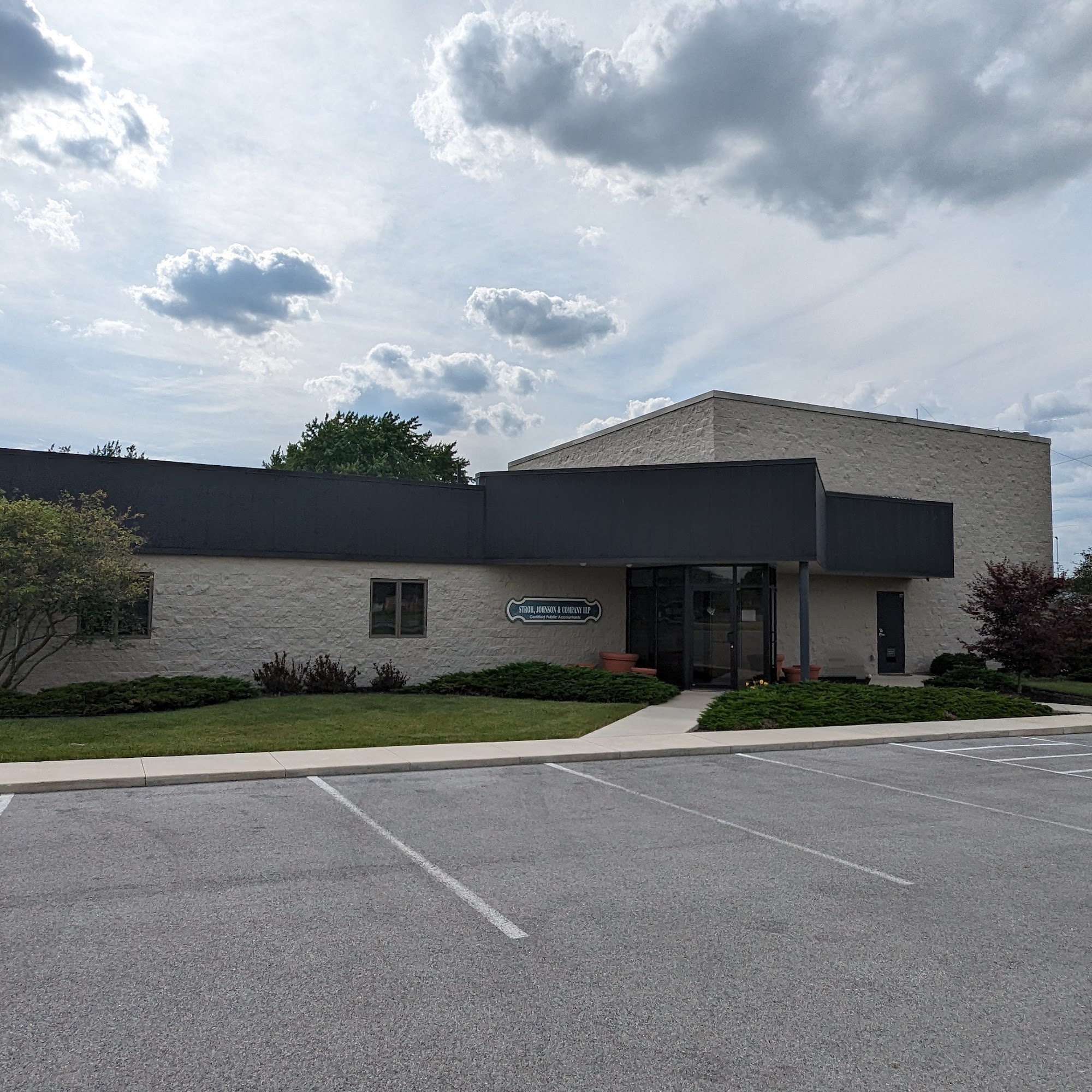 Stroh, Johnson & Company LLP, CPA's