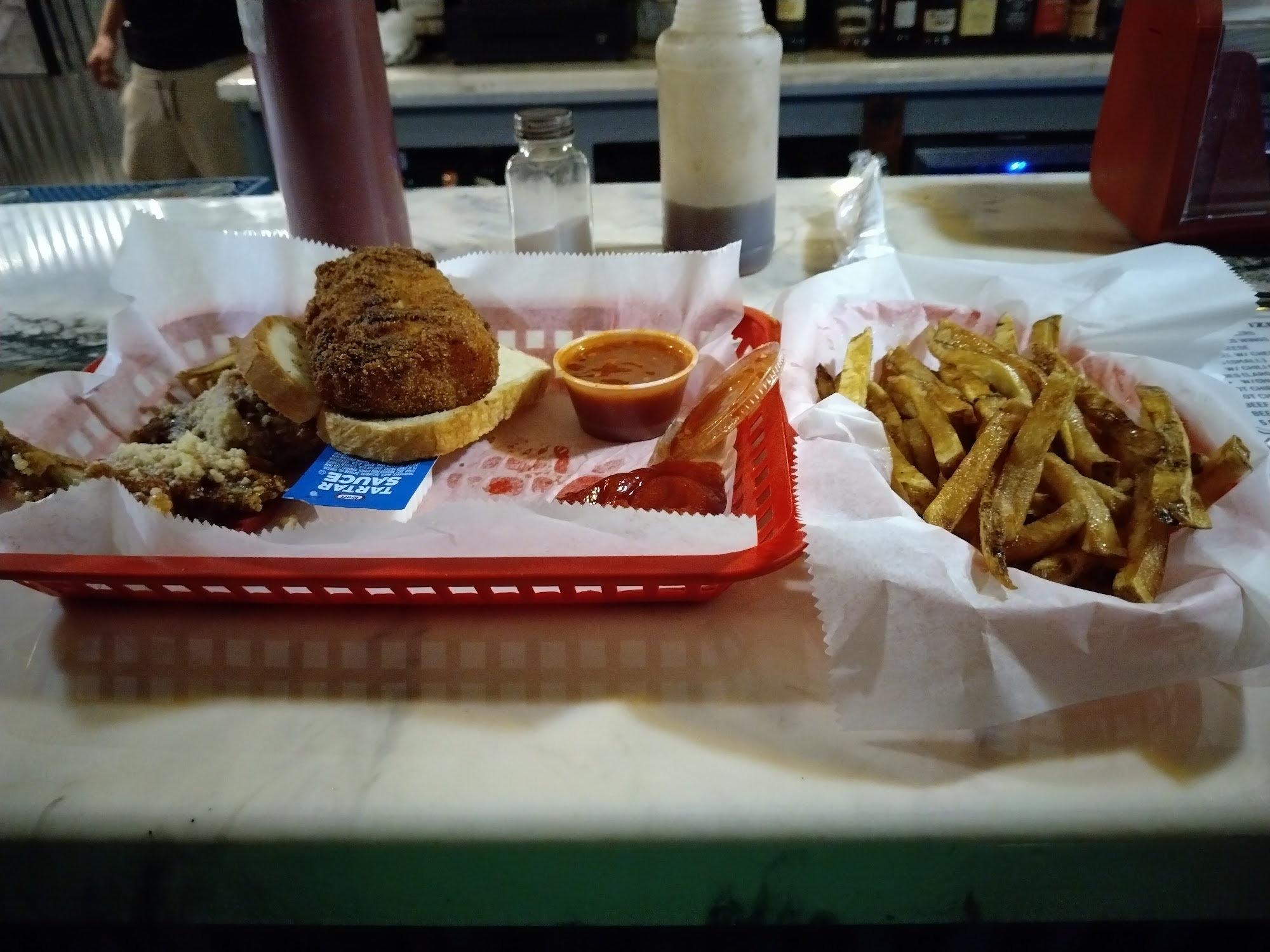 LEES BORDERLINE BAR & GRILL Menu