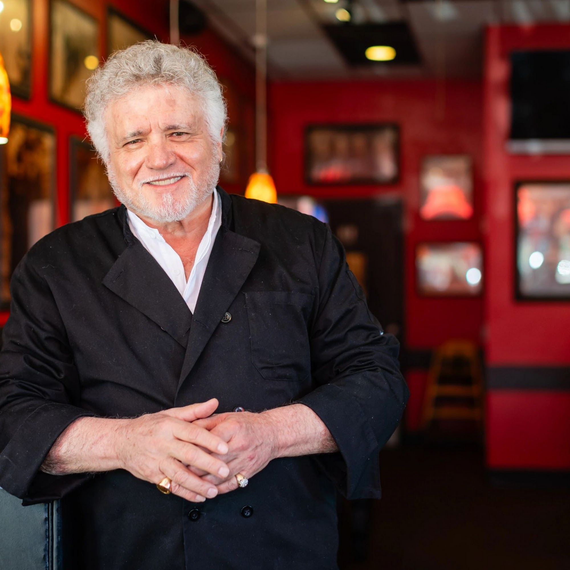 PaPa GeGe's Italian Villa Youngstown