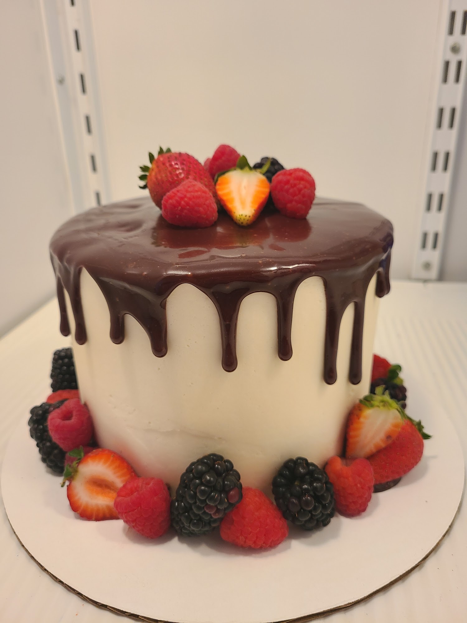 Dusty Rose Cakes Menu