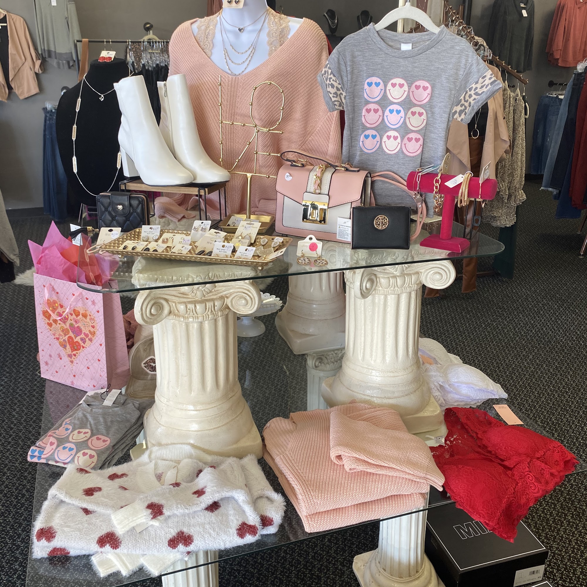 Bronzed and Blessed Boutique & Tanning LLC Broken Bow