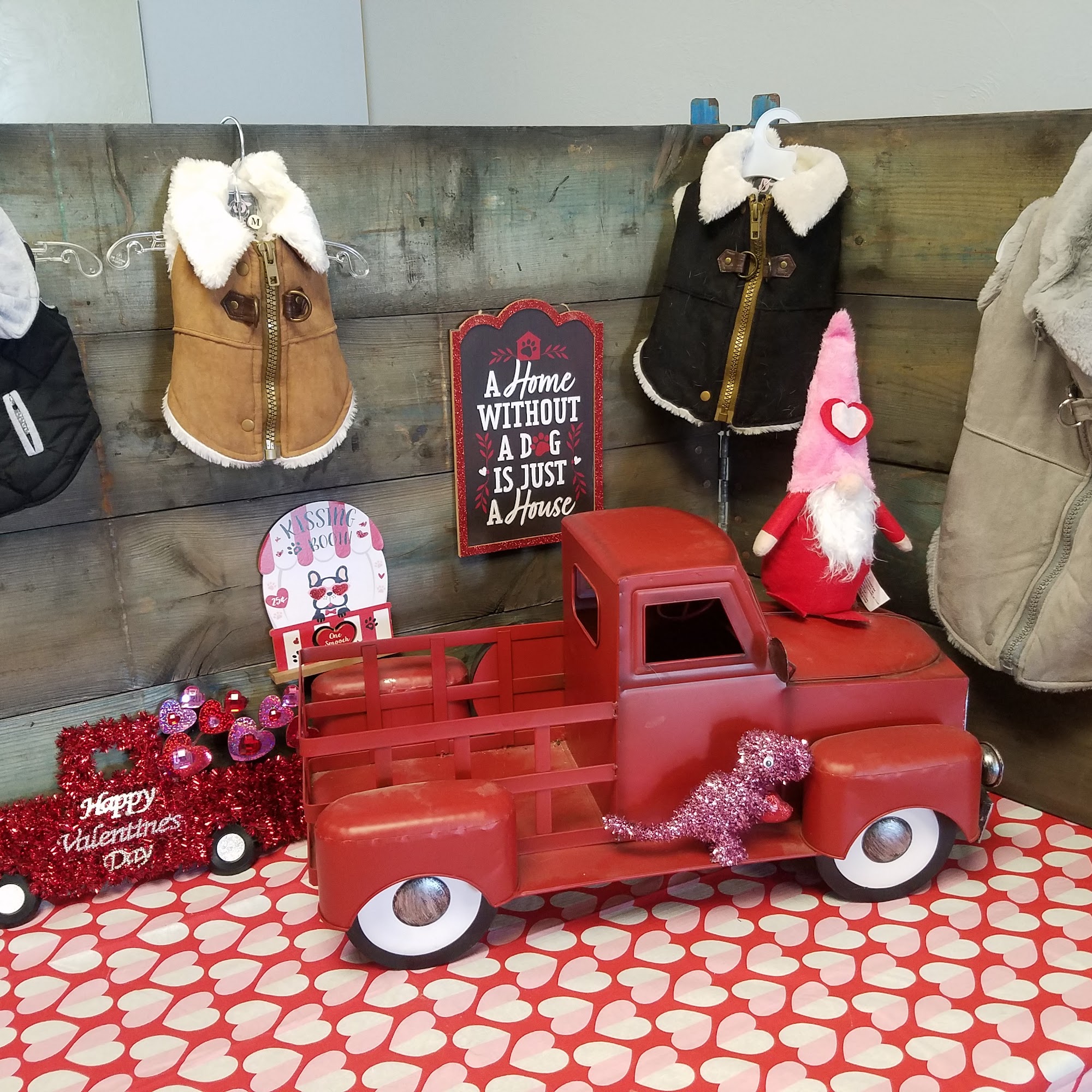 Dirty dogs wash and grooming LLC Choctaw