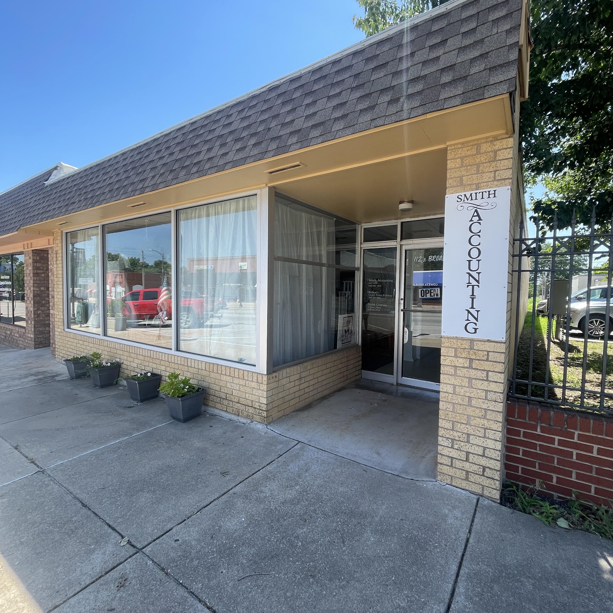 Smith Accounting & Tax Services