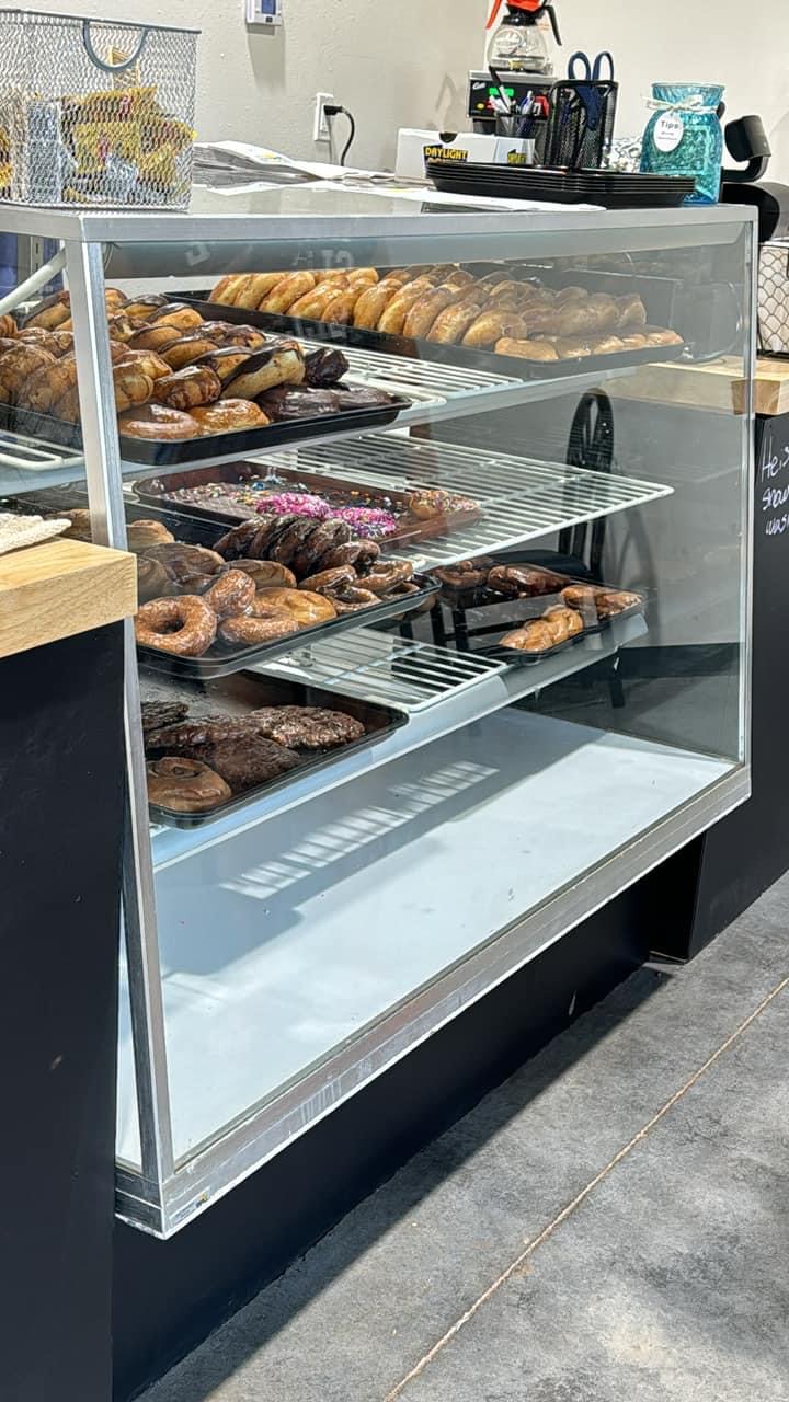 Gid’s Dough-Main Yale Daylight Menu