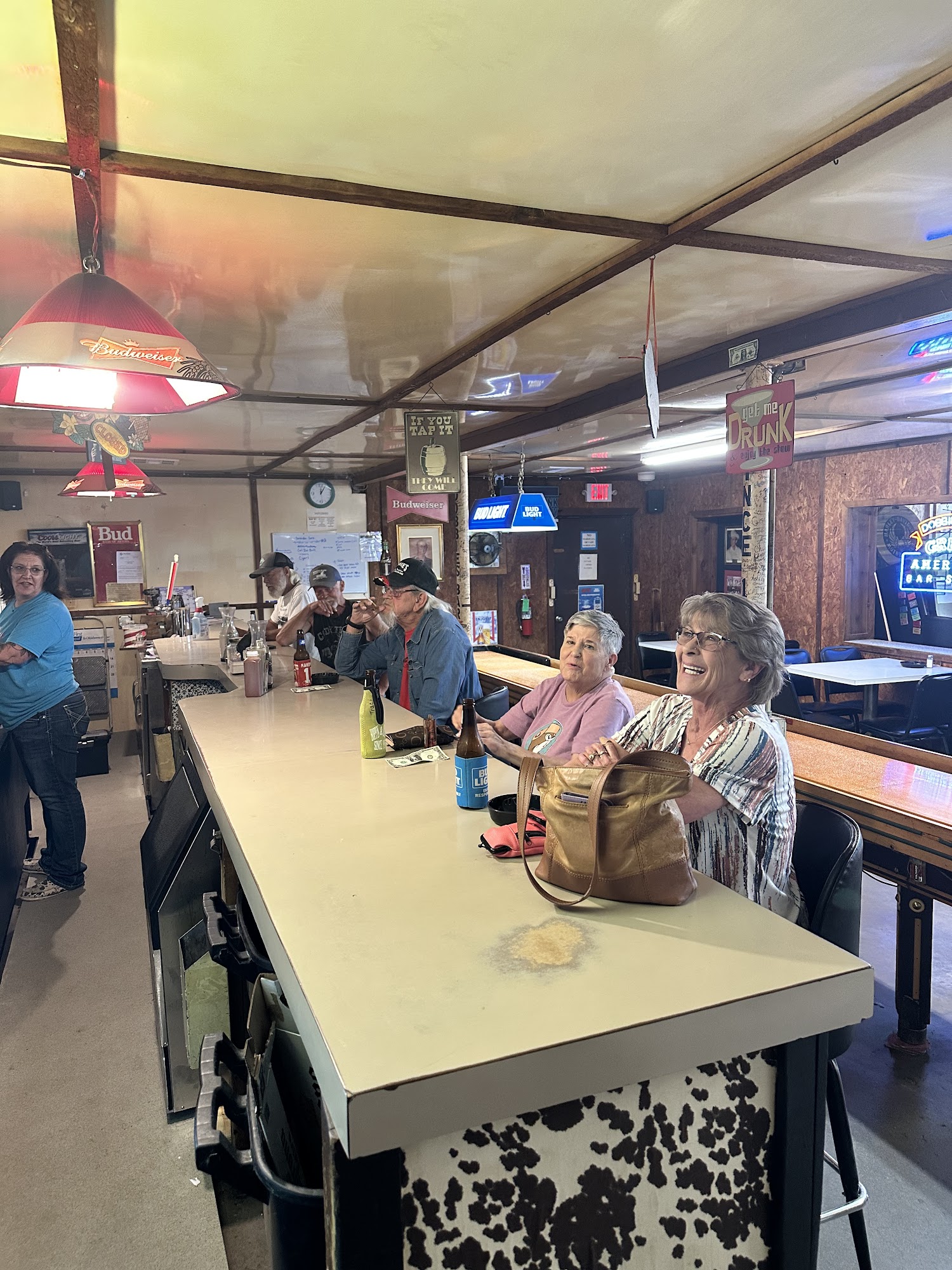 Dobbies 902 E 9th St, Dewey