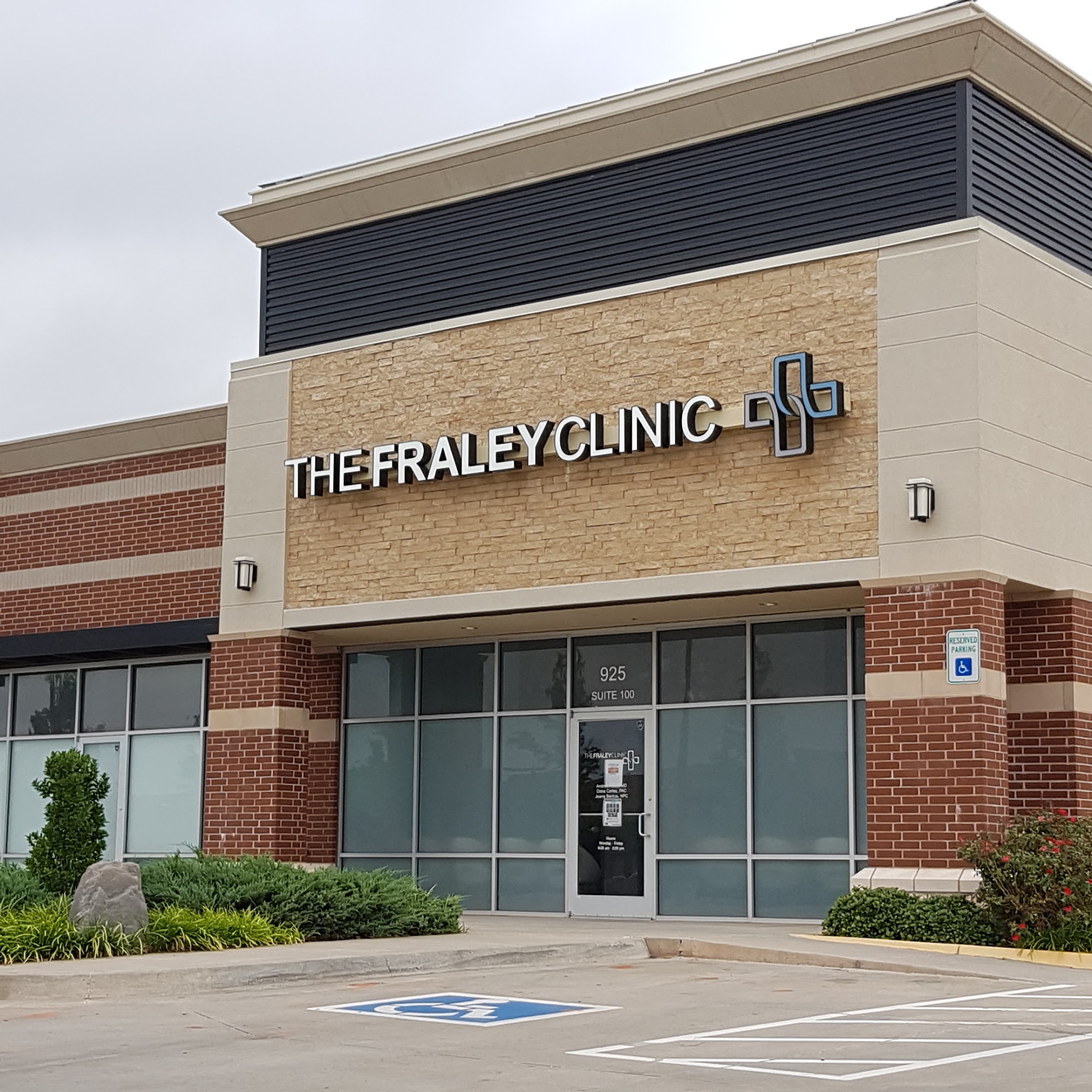 The Fraley Clinic 925 W I- 35 Frontage Rd #100, Edmond Oklahoma 73034