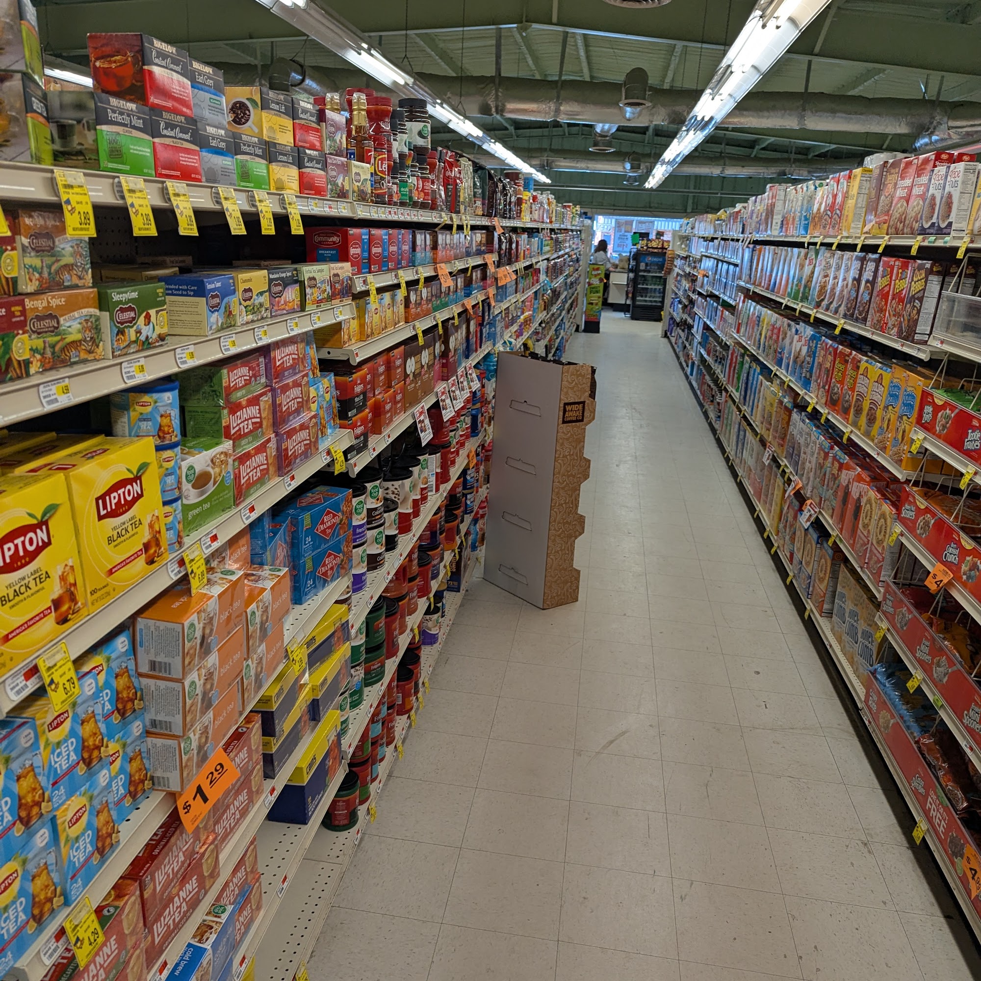 Venture Food Stores Fairfax