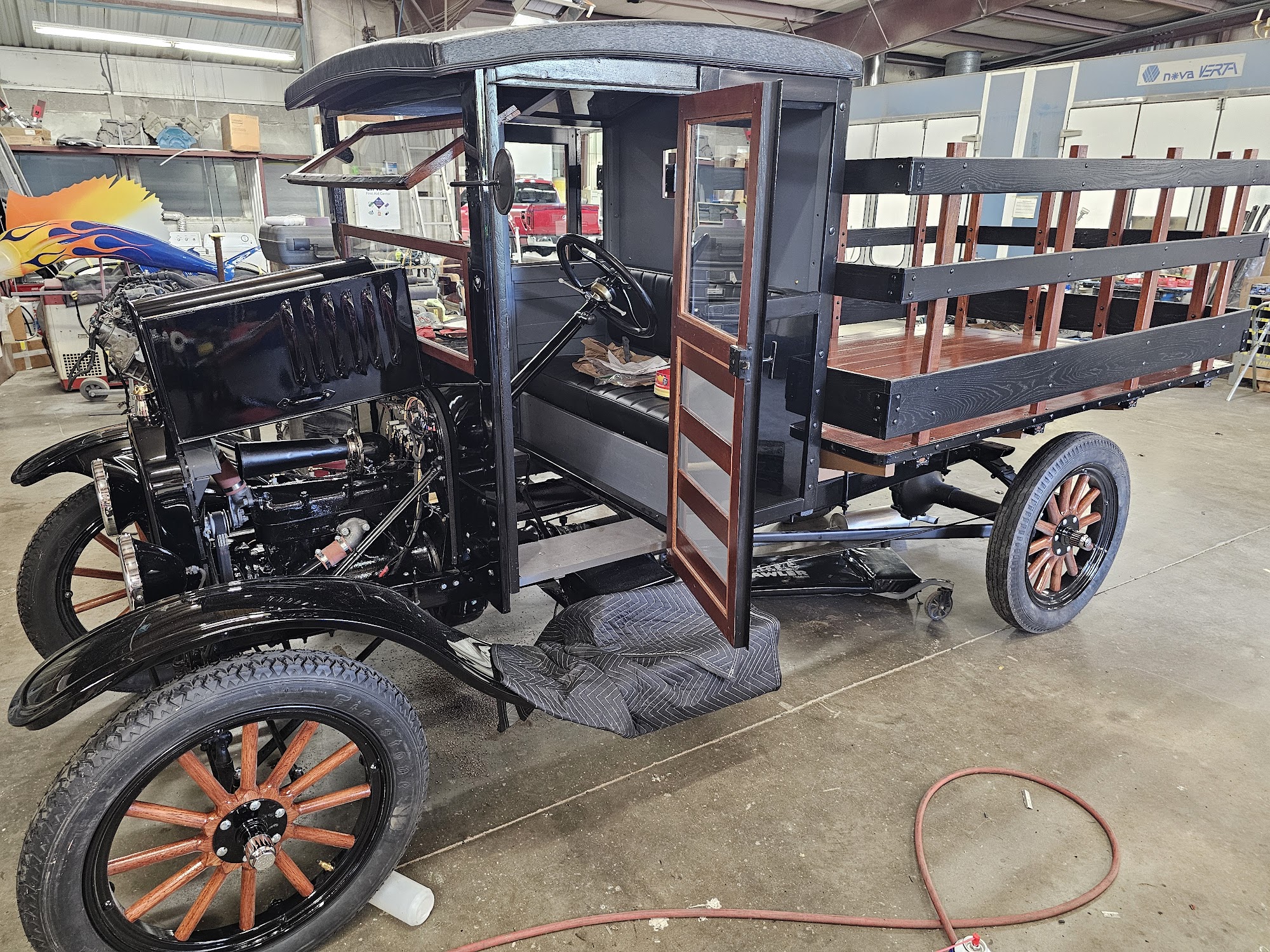 Buck Wilson Frame & Body