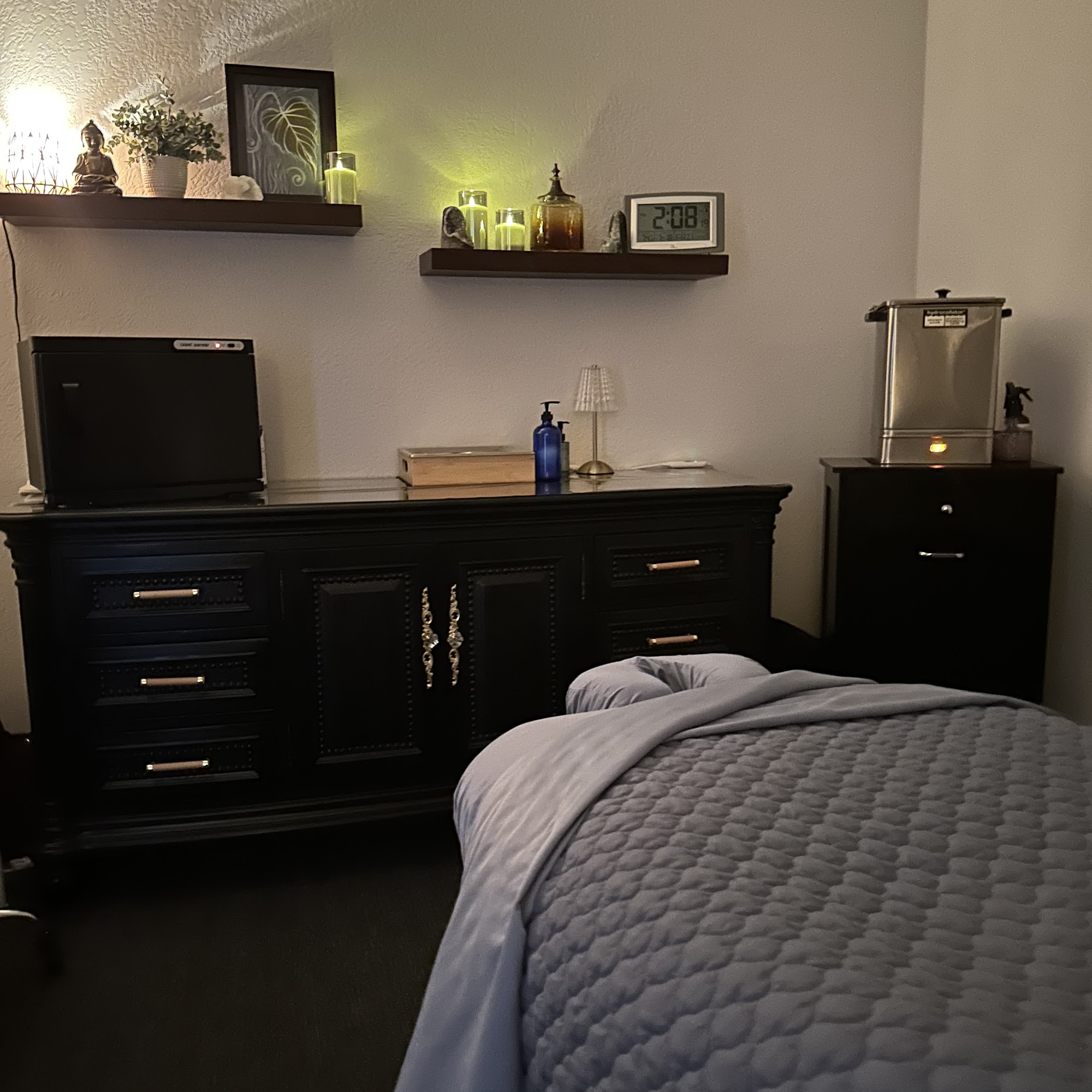 Sacred Hands Massage 528 W State Hwy 152, Mustang Oklahoma 73064