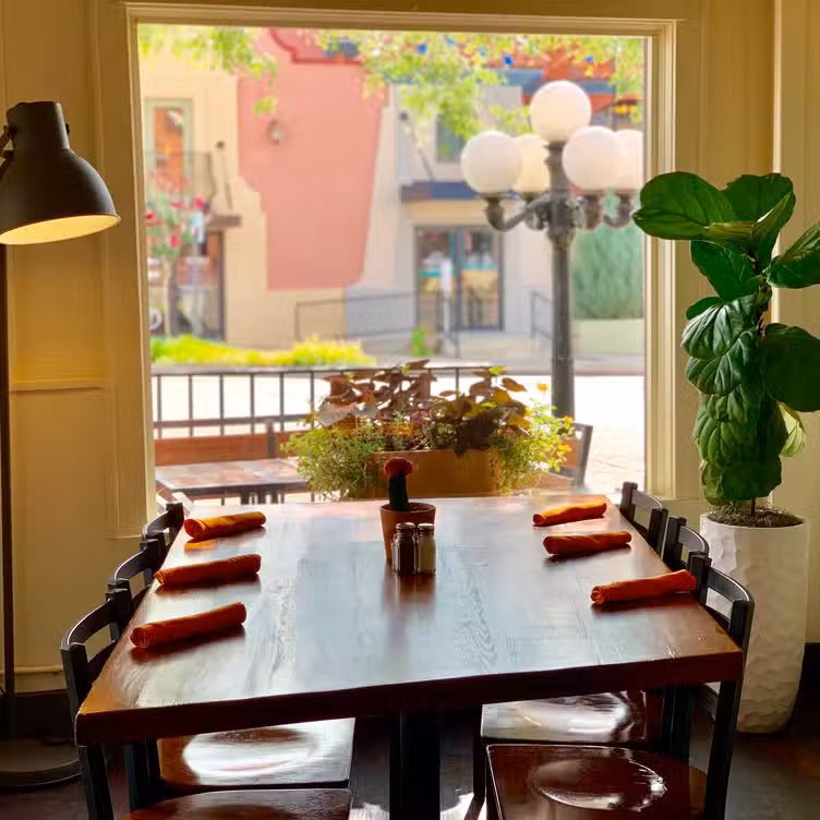 Photo credit: opentable