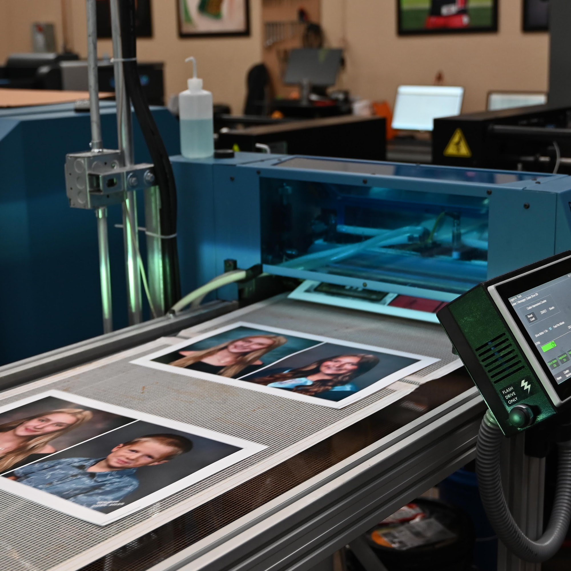 Candid Color Systems Inc