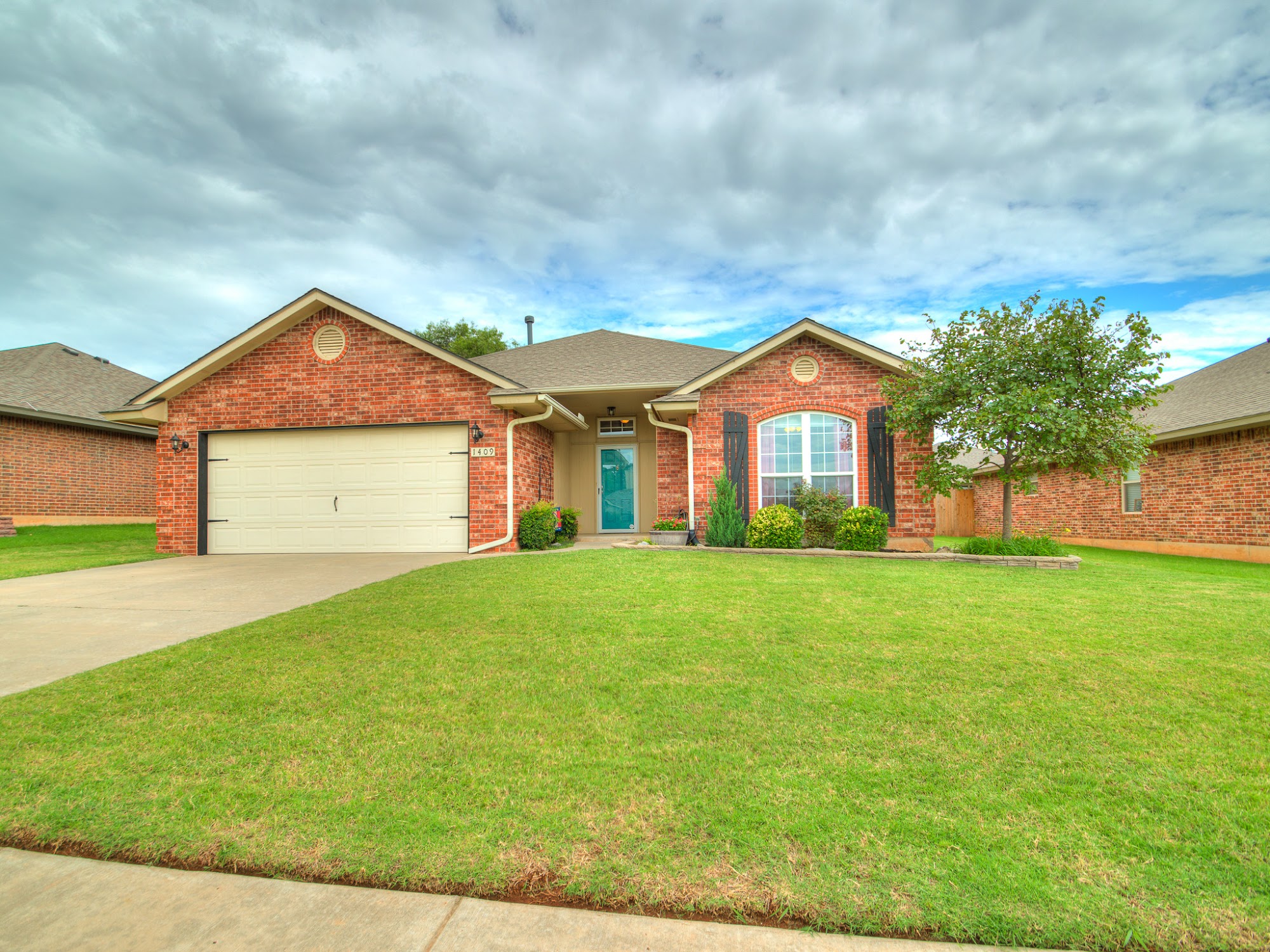 Whitney McNair Real Estate brokered by Epique Realty