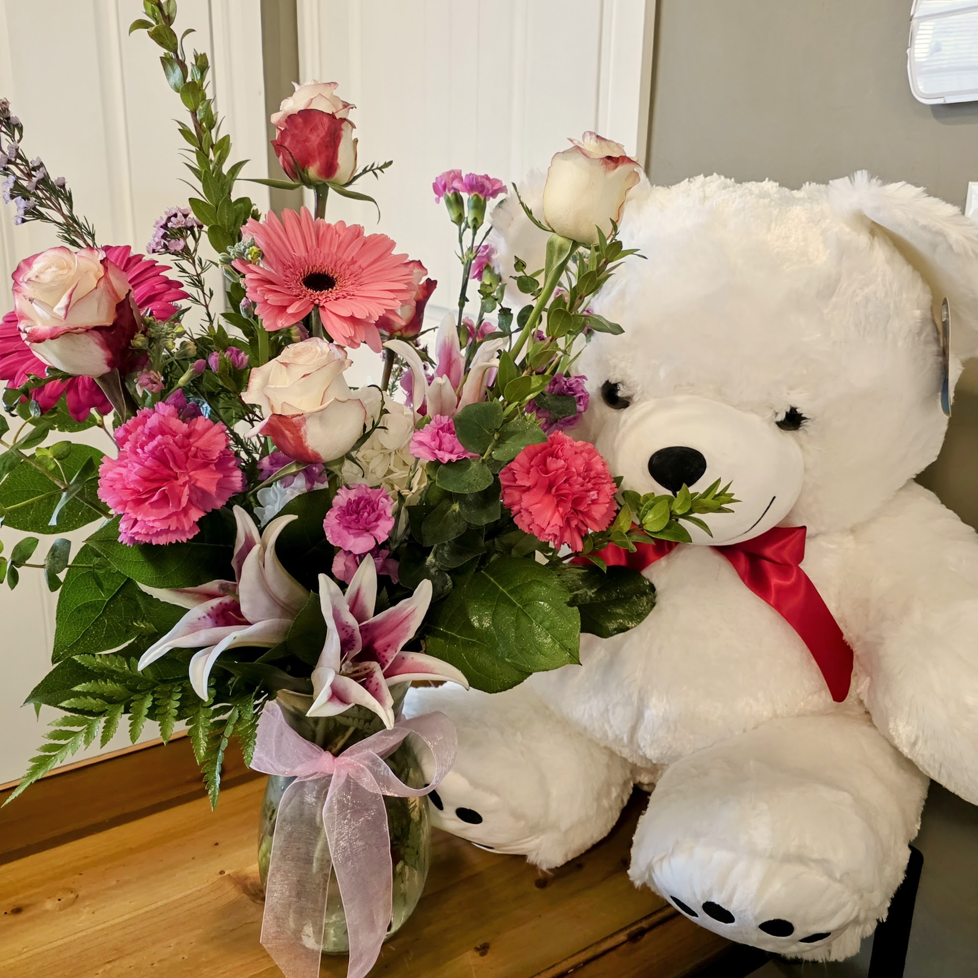 Alia's Array of Flowers 909 SW 91st St, Oklahoma City Oklahoma 73139