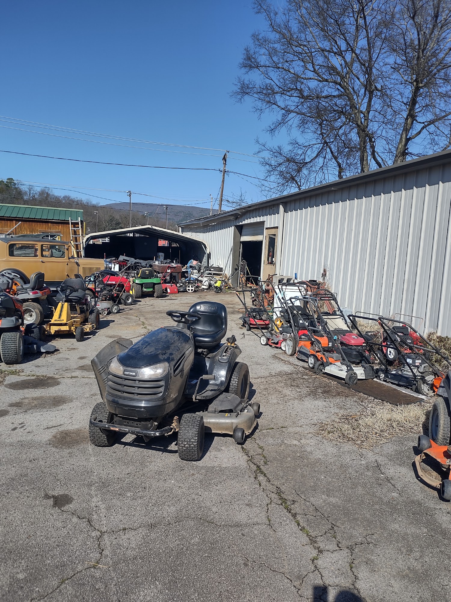 Mike's Small Engines