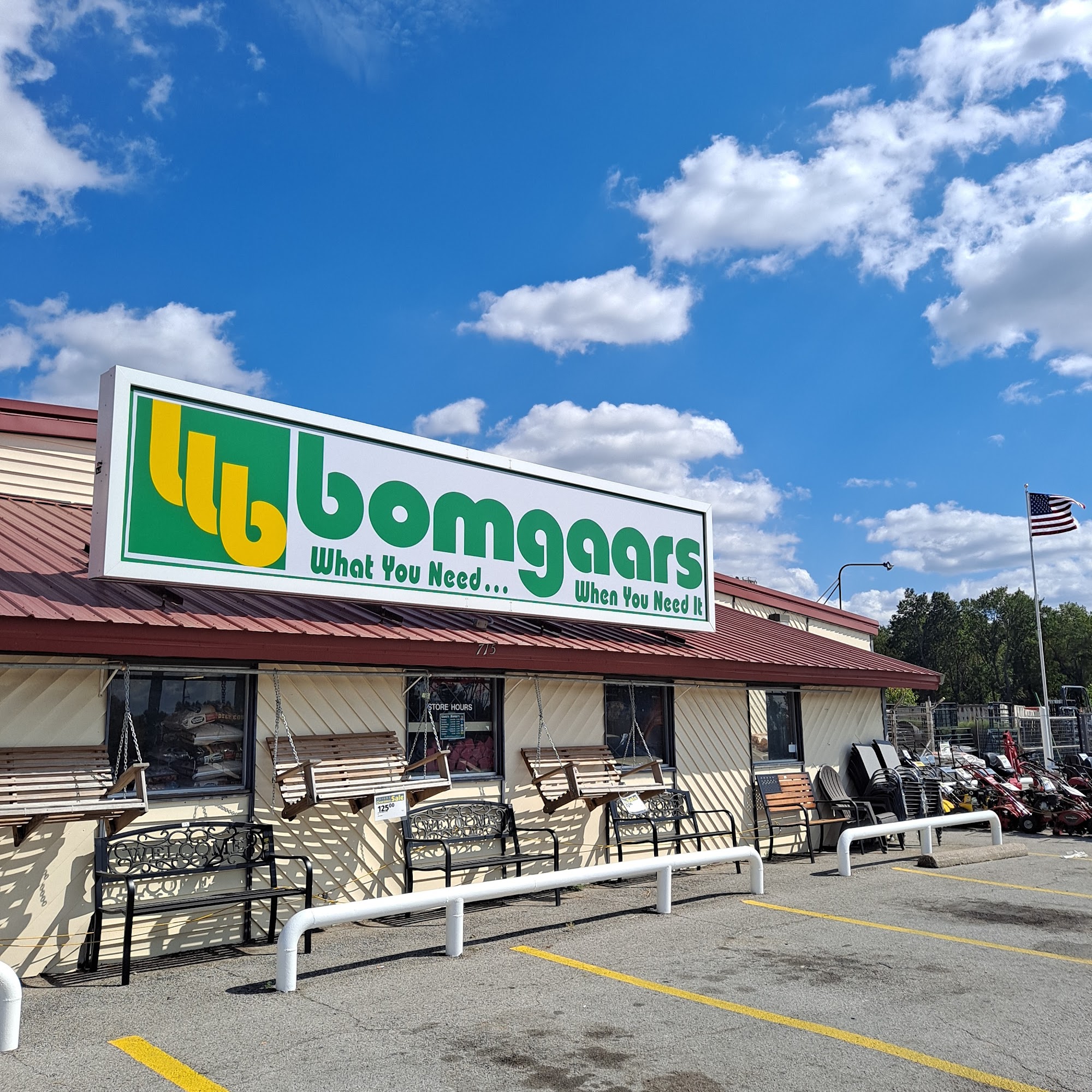 Bomgaars