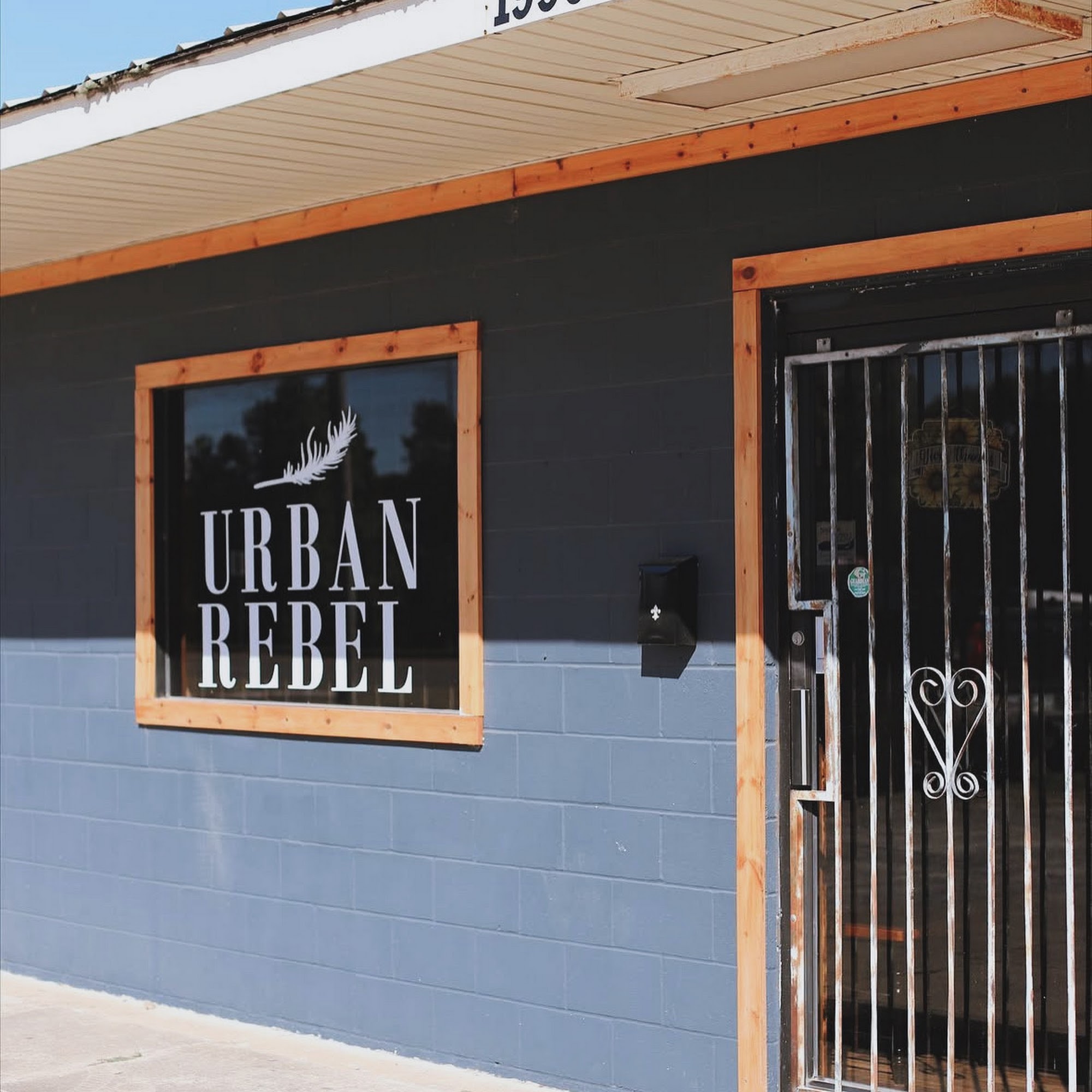 Urban Rebel Hair & Co