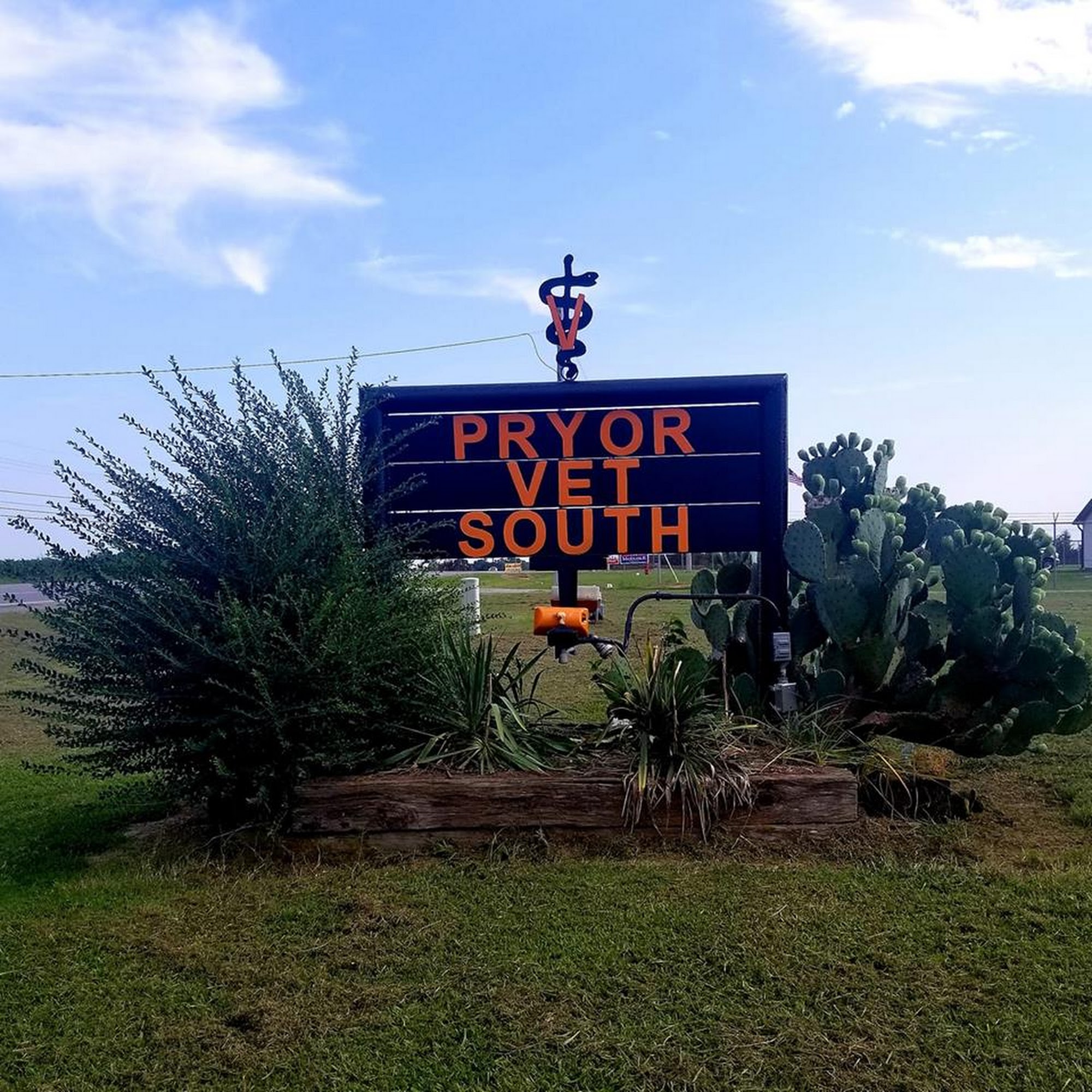 Pryor Veterinary Hospital South Wagoner