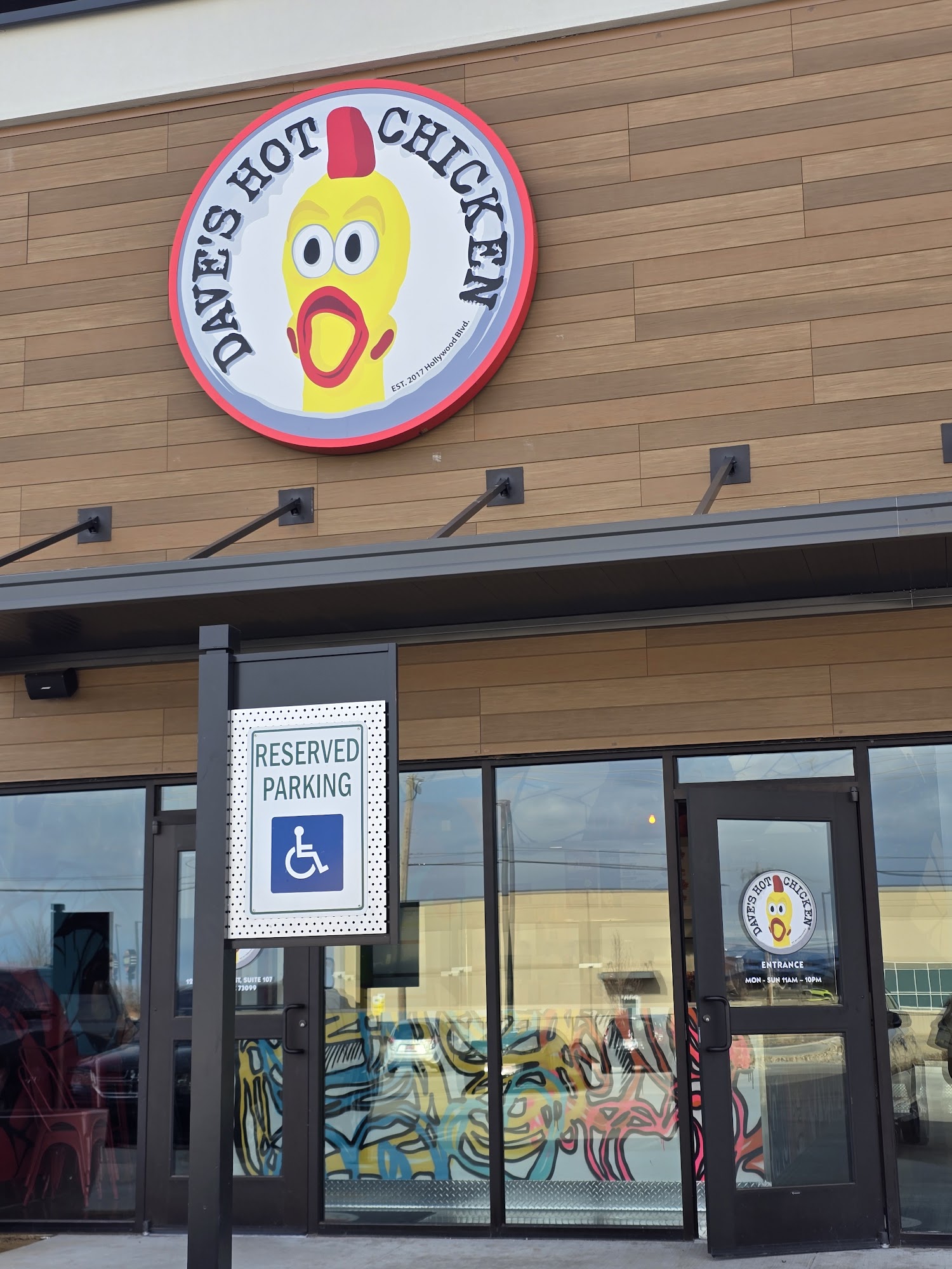 Dave's Hot Chicken Yukon