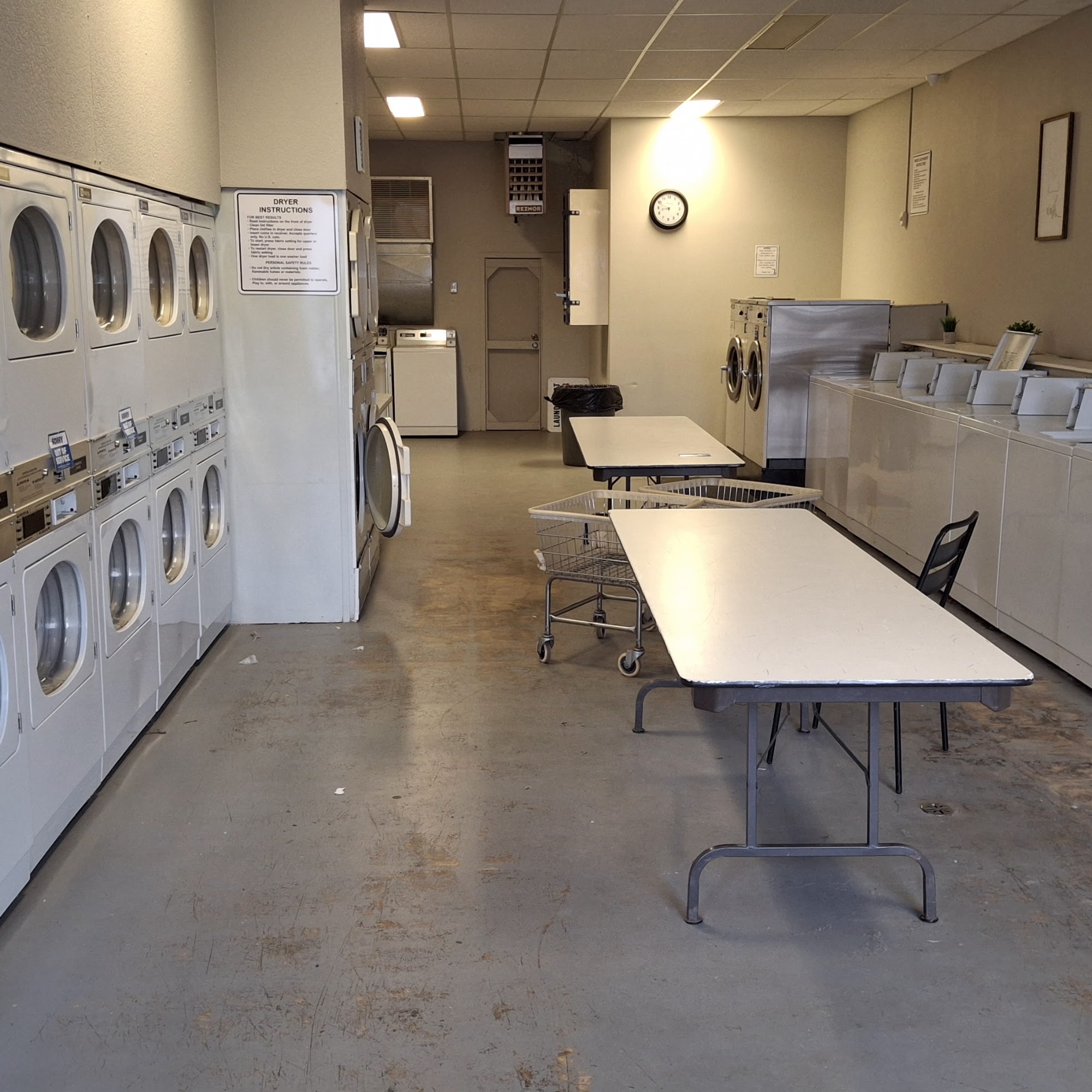 D&L Laundromat