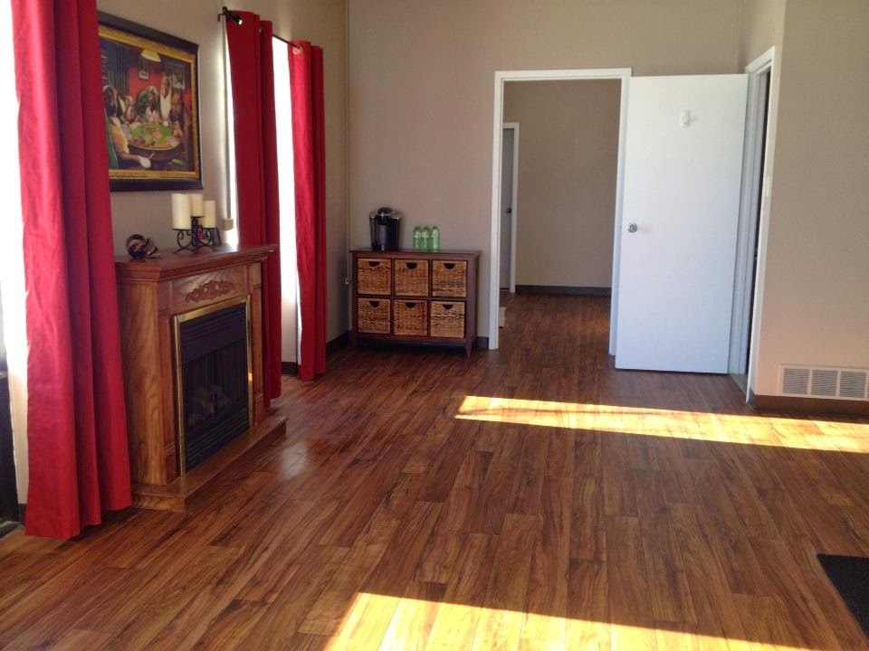 The Hound Lounge Barrie