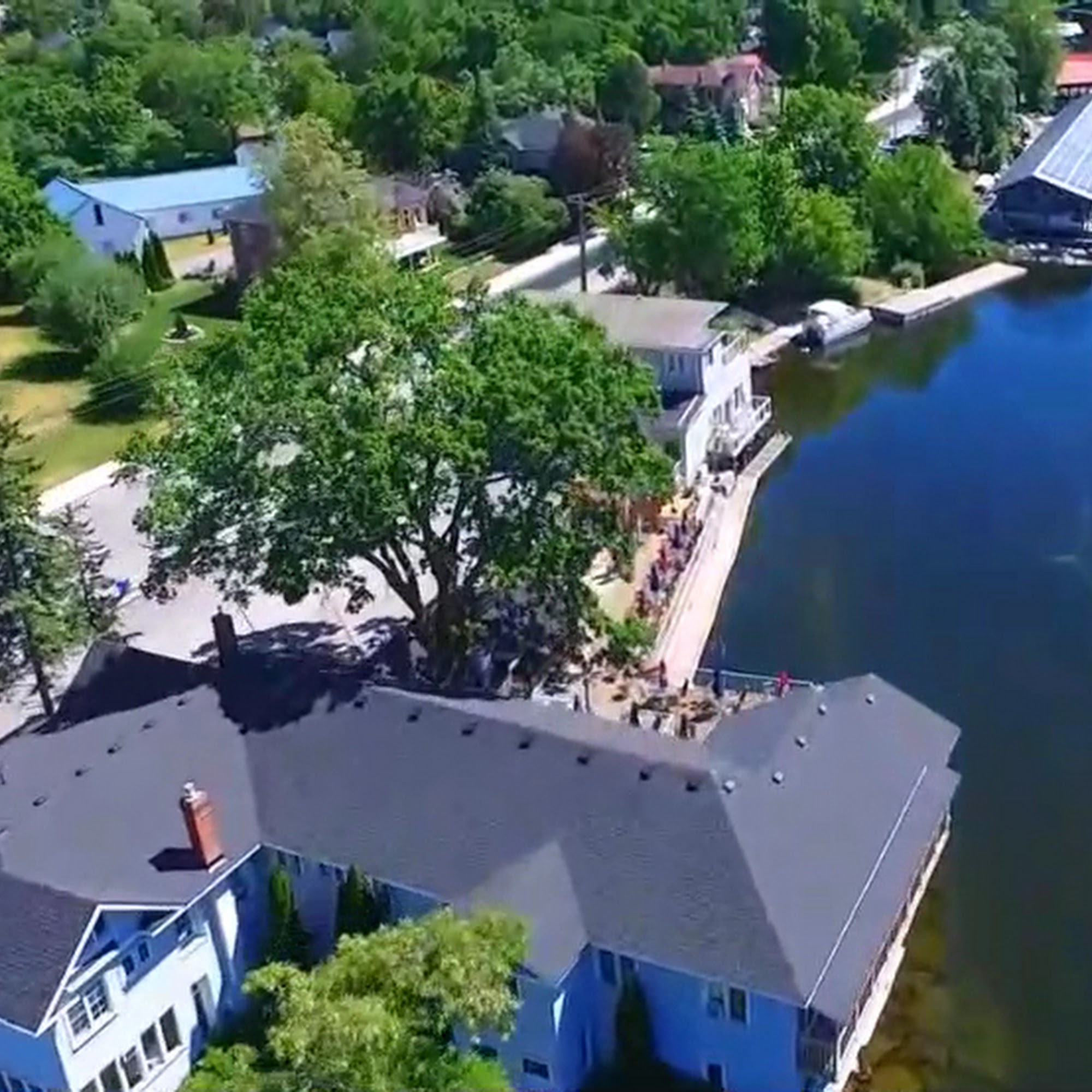 The Bobcaygeon Inn And The Royal Moose Grill & Waterfront Patio Bobcaygeon