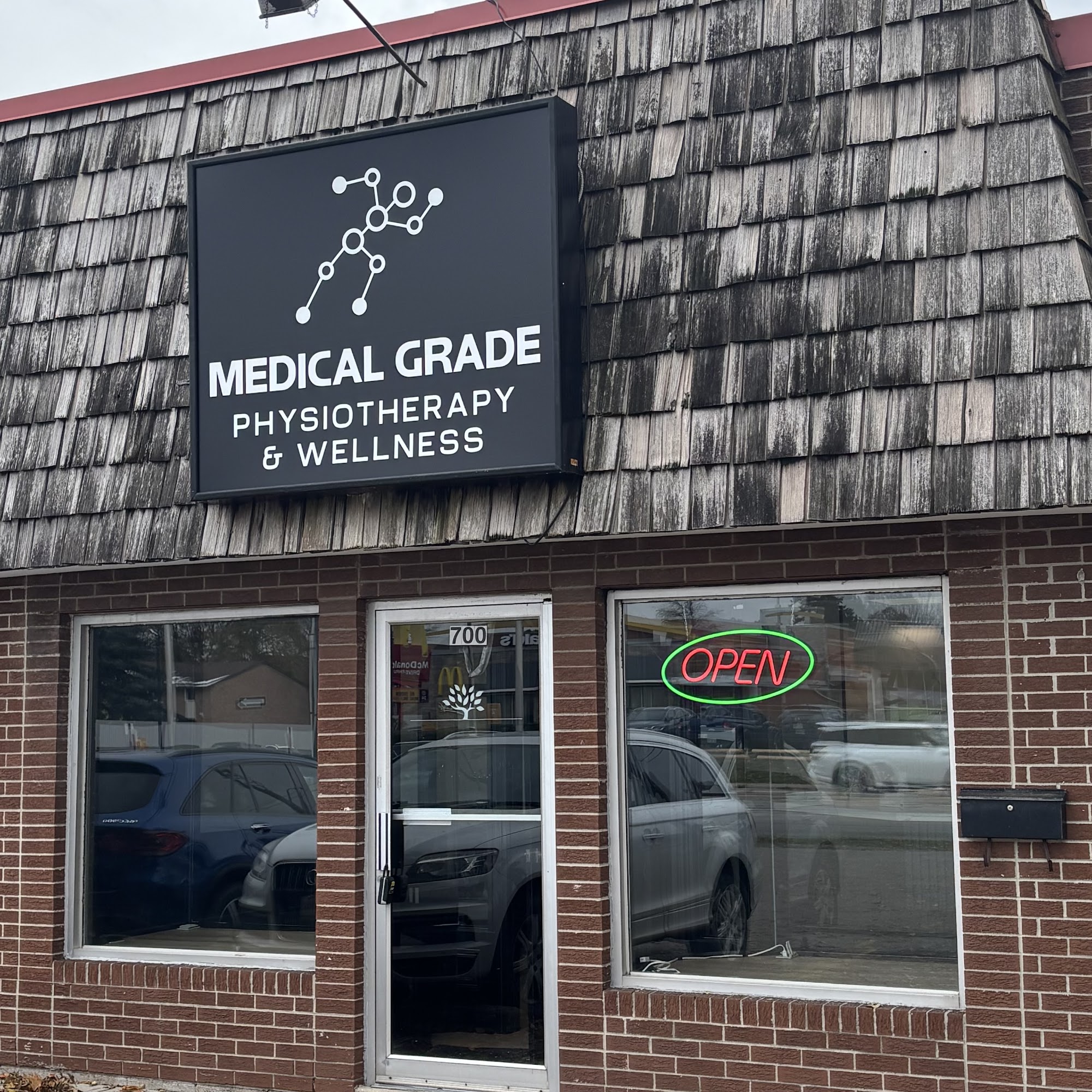 Medical Grade Physiotherapy & Wellness 700 Guelph Line Unit #4, Burlington Ontario L7R 3M8