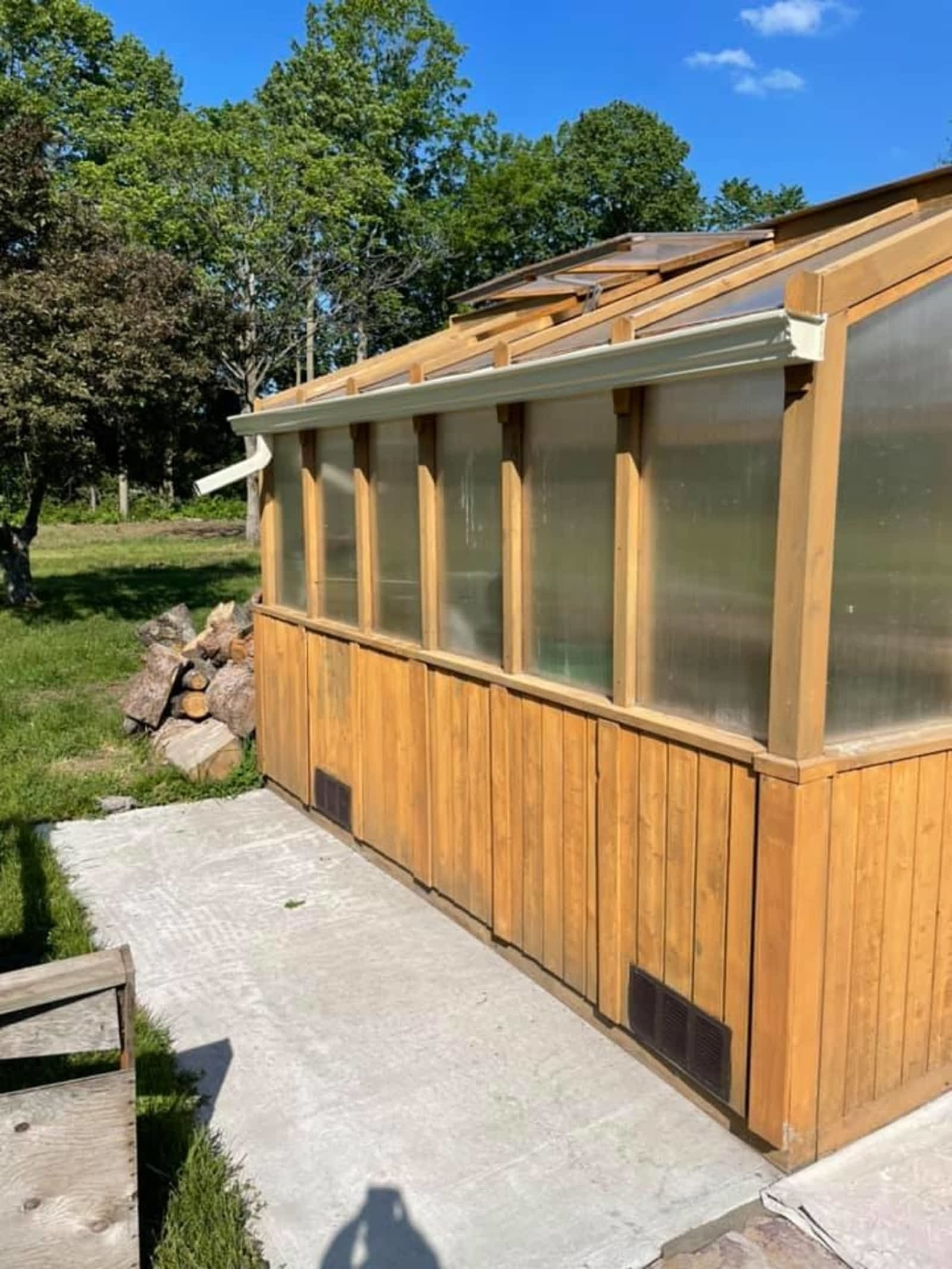 Photo credit: yellowpages.ca