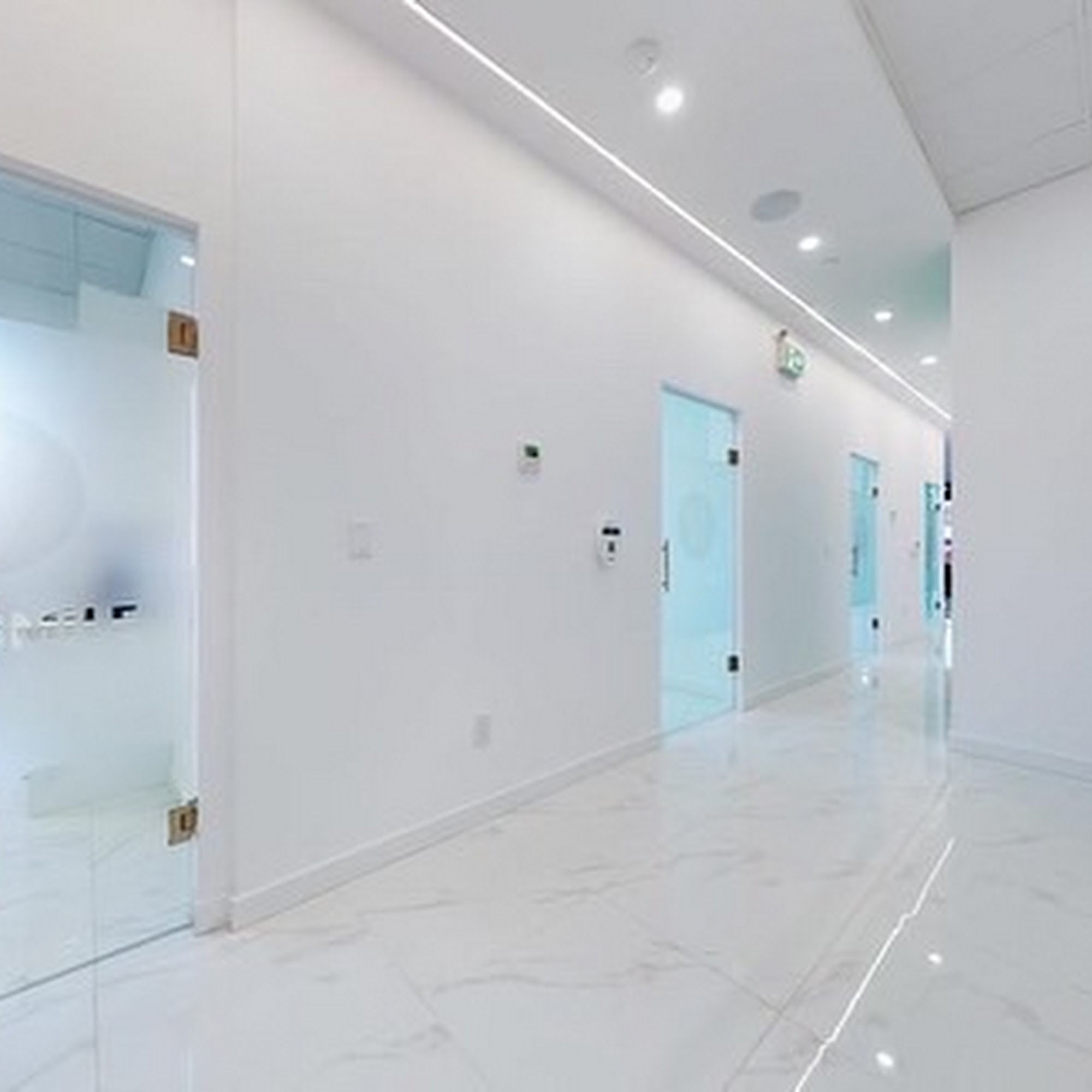 DentiSmile Dental Centre 2315 Danforth Ave, East York, ON M4C 1K5