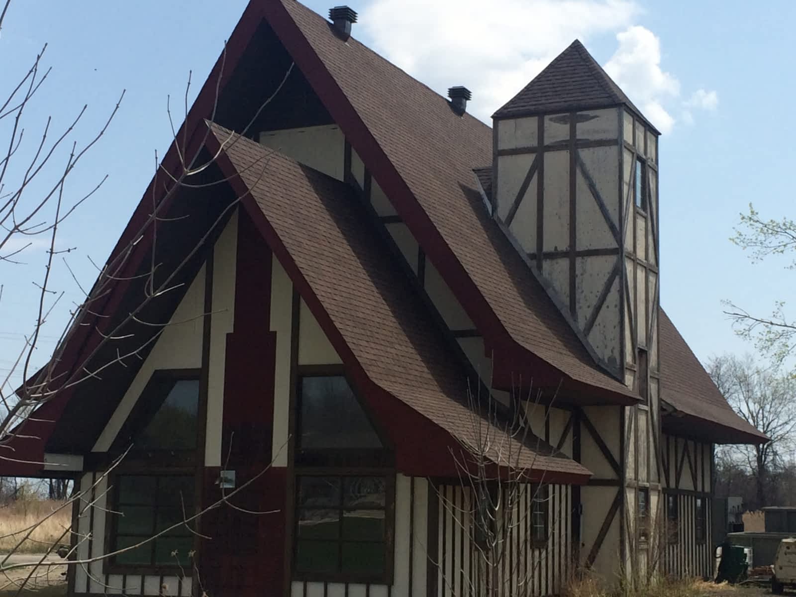 Photo credit: yellowpages.ca